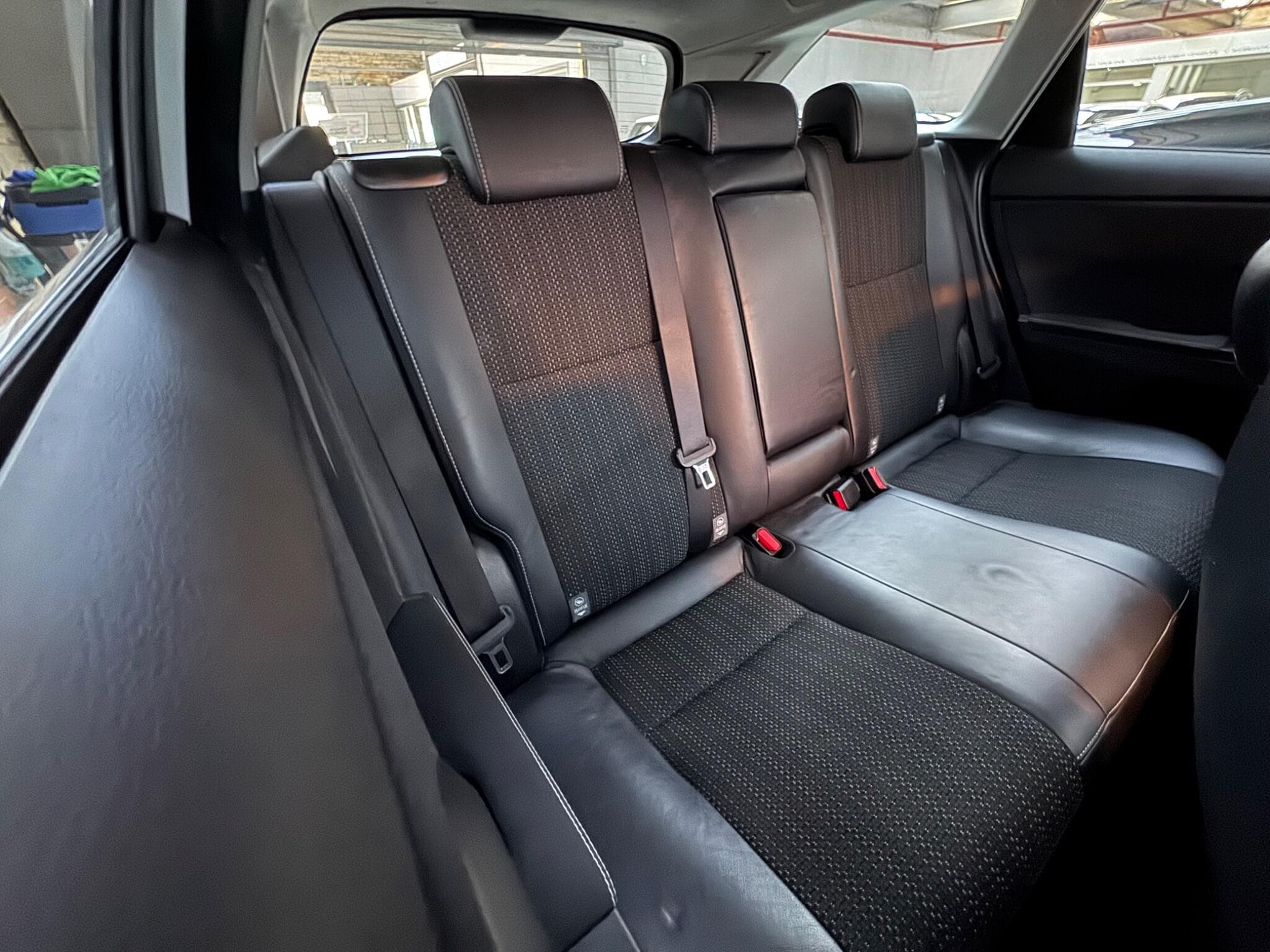 2015 Toyota Auris - Thumbnail 12