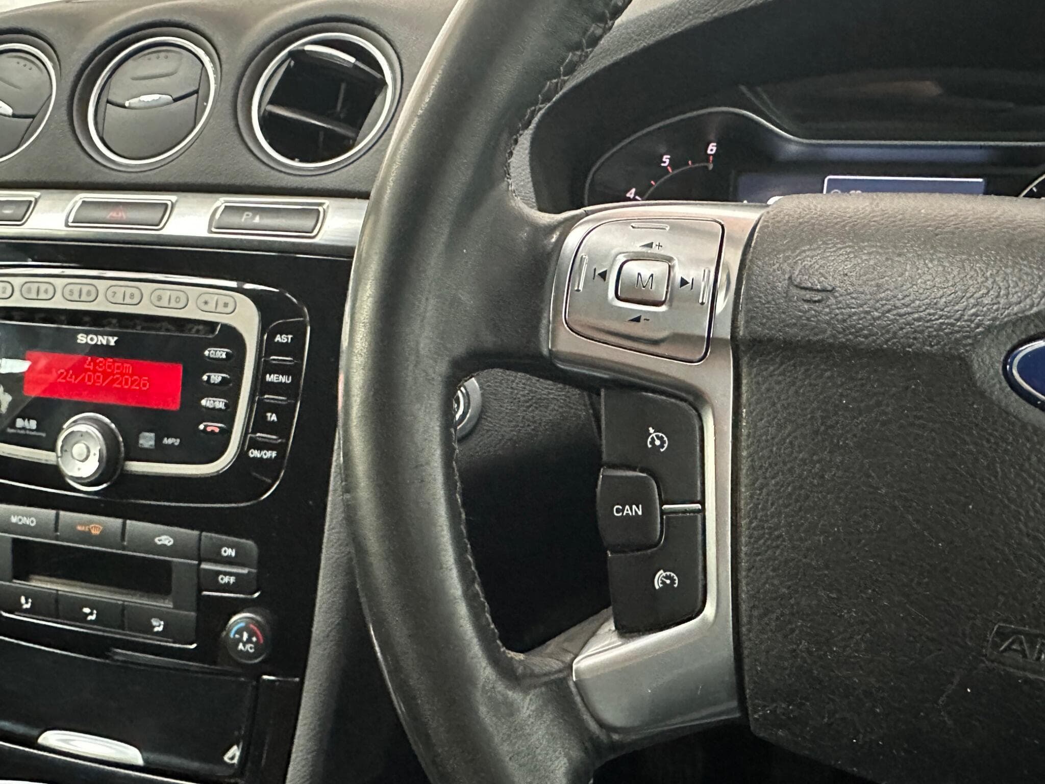 2013 Ford S-Max - Thumbnail 18
