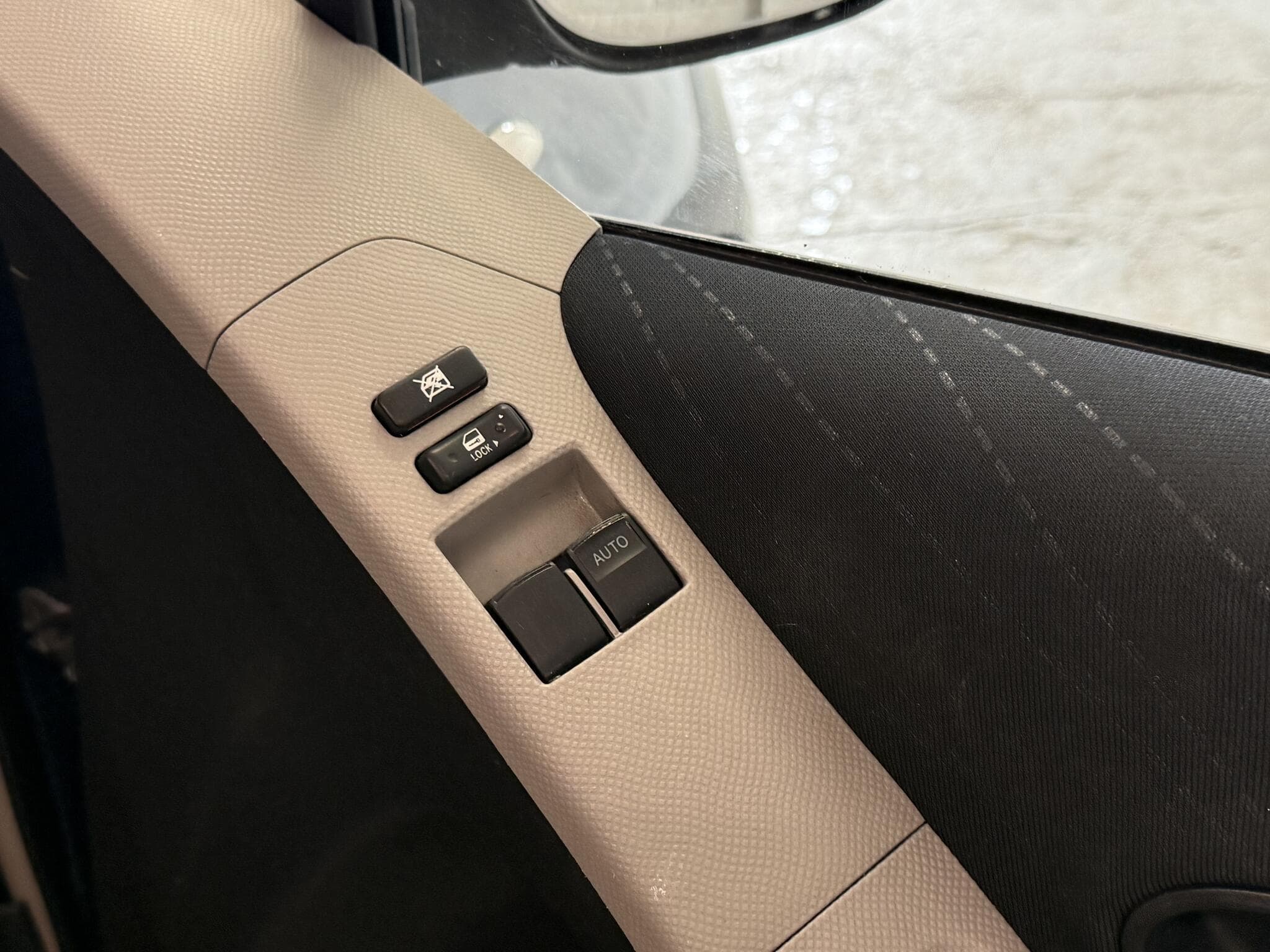 2006 Toyota Yaris - Thumbnail 16