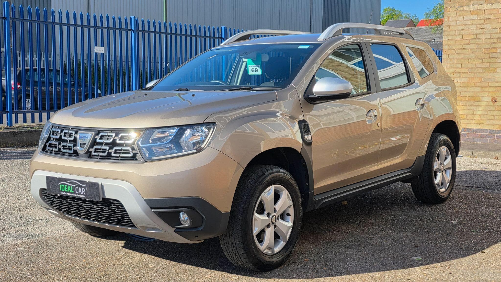 2018 Dacia Duster - Main