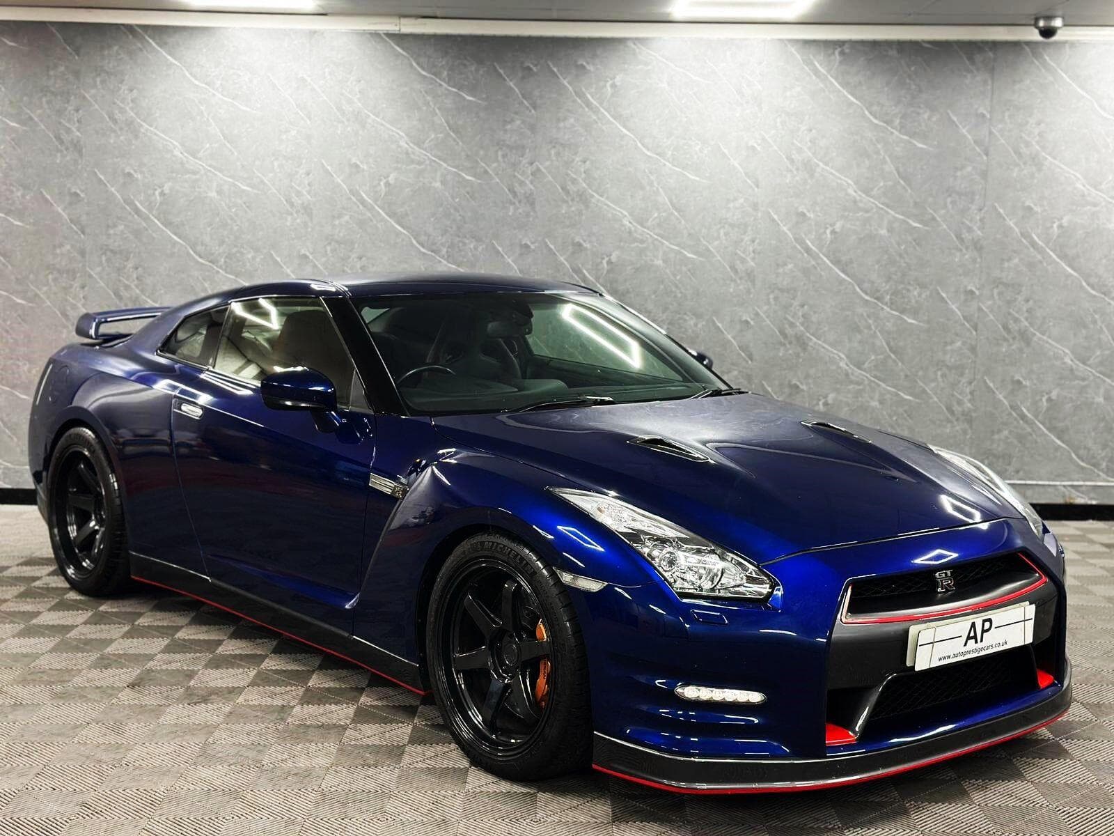 2012 Nissan GT-R - Image 2