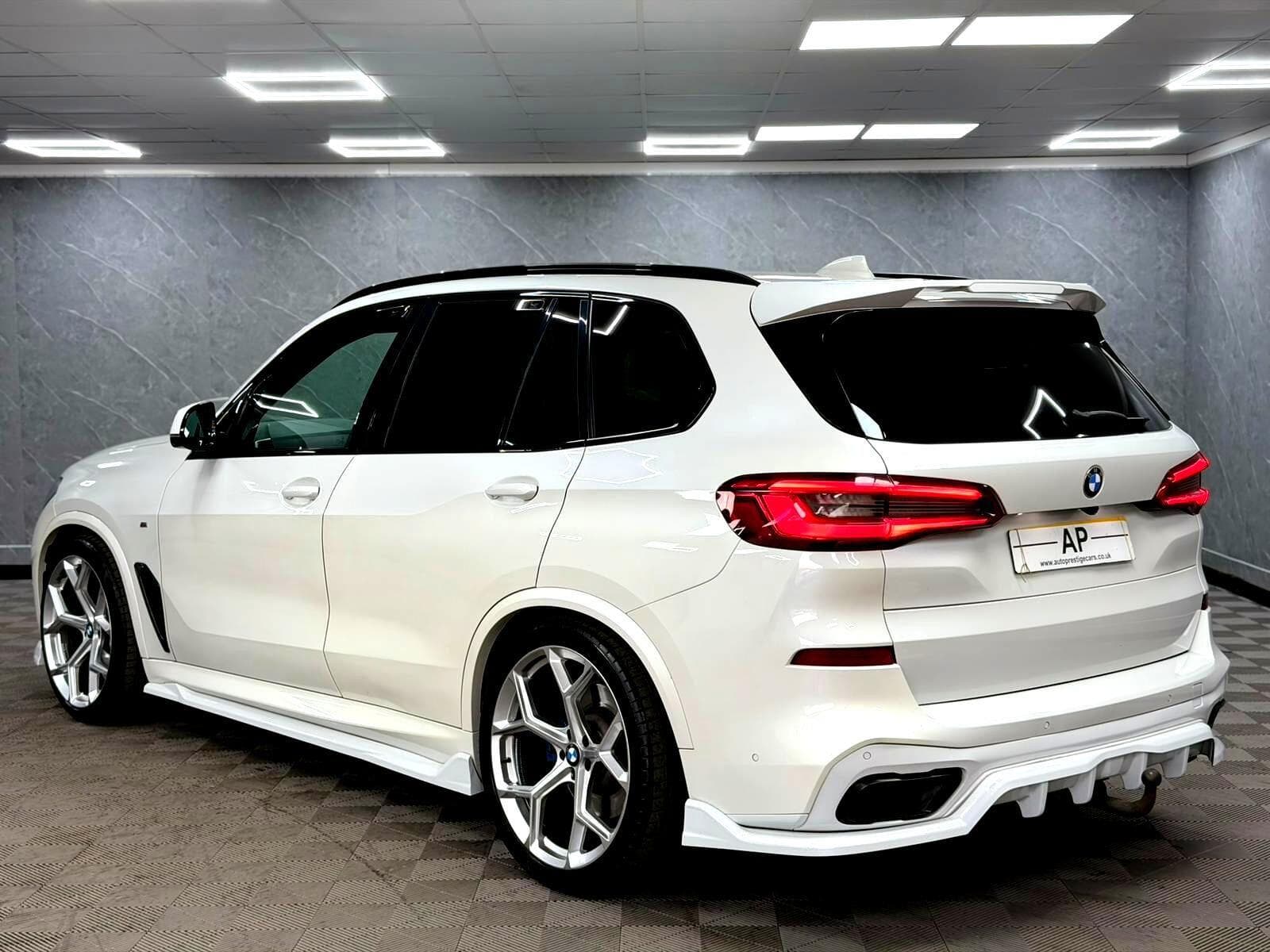 2019 BMW X5 - Thumbnail 24