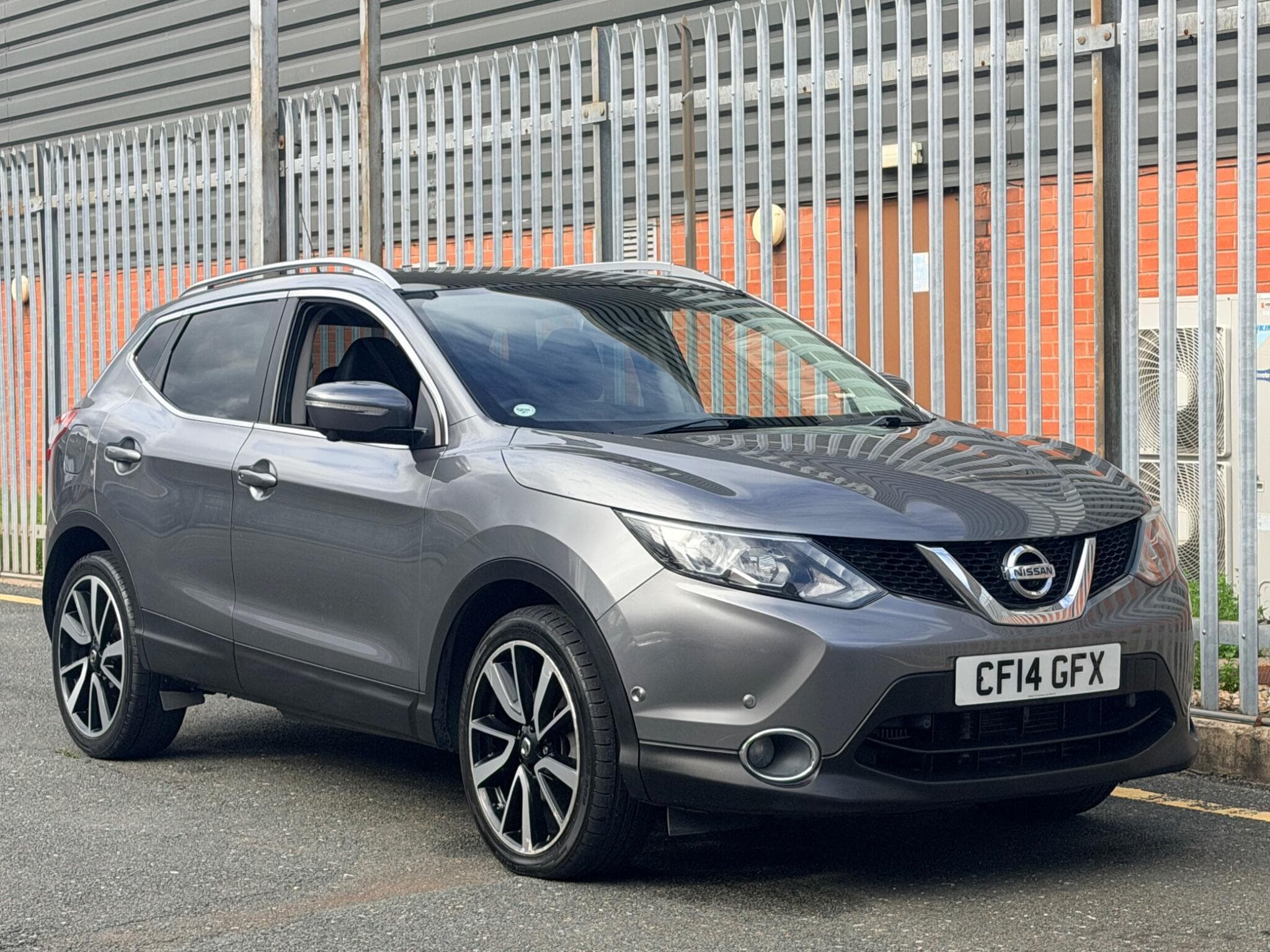 2014 Nissan Qashqai - Image 1