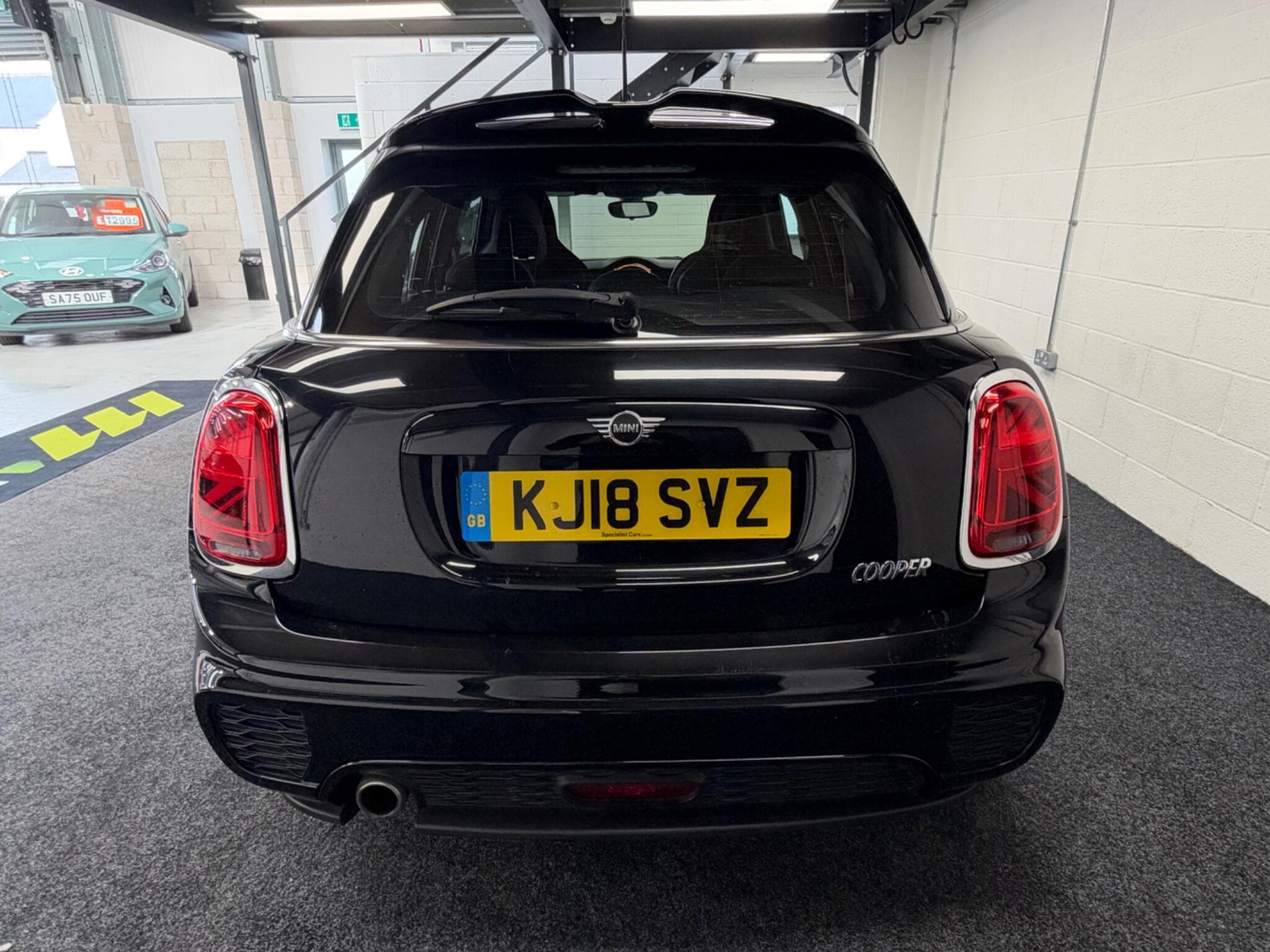 2018 MINI Hatch - Thumbnail 9