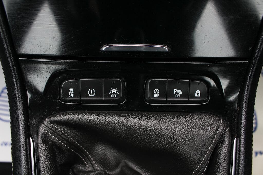 2019 Vauxhall Grandland X - Thumbnail 28