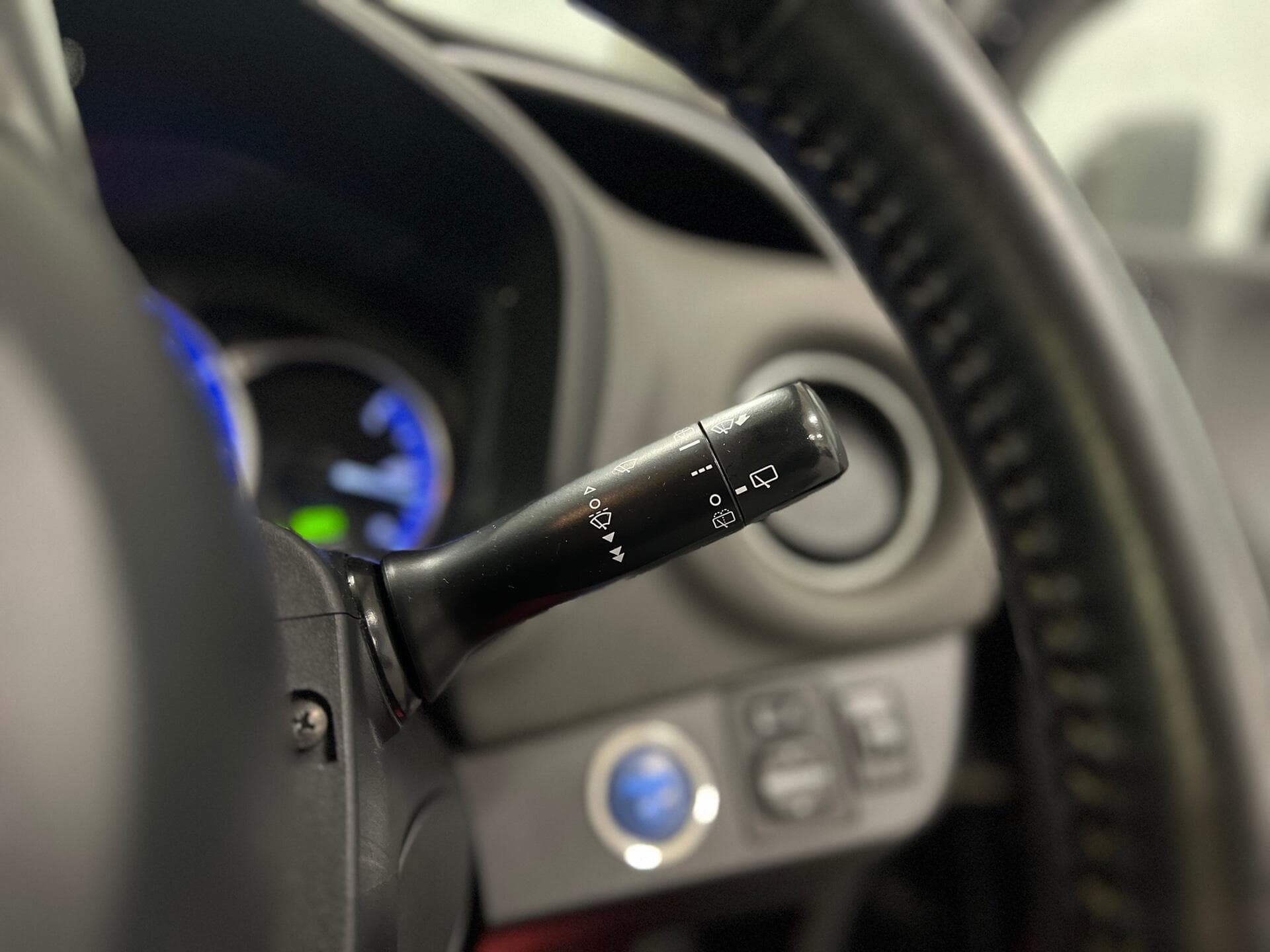 2016 Toyota Yaris - Thumbnail 29