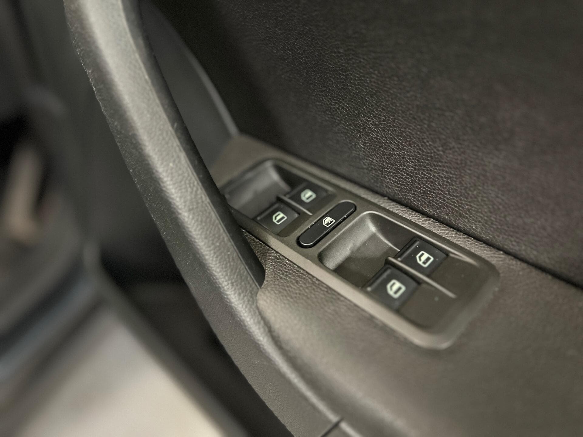 2015 Skoda Yeti - Thumbnail 28