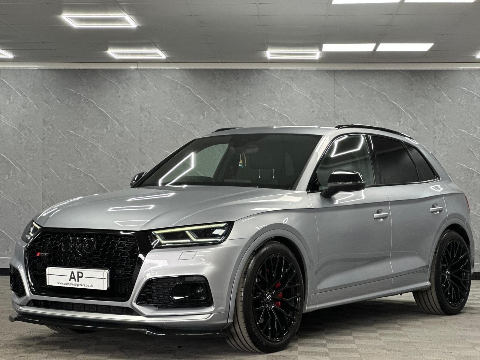 2017 Audi SQ5 - Thumbnail 34
