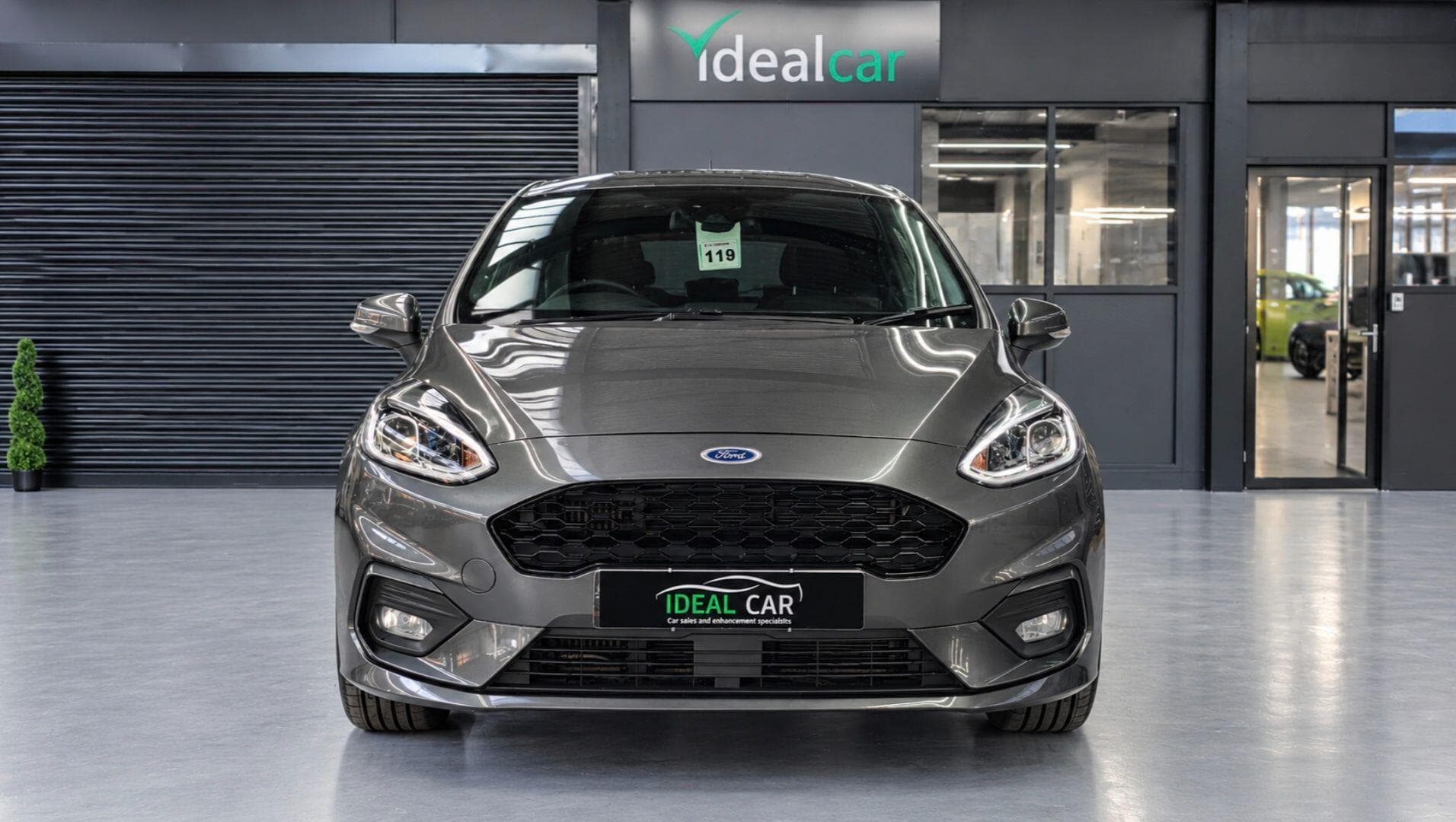2021 Ford Fiesta - Thumbnail 3