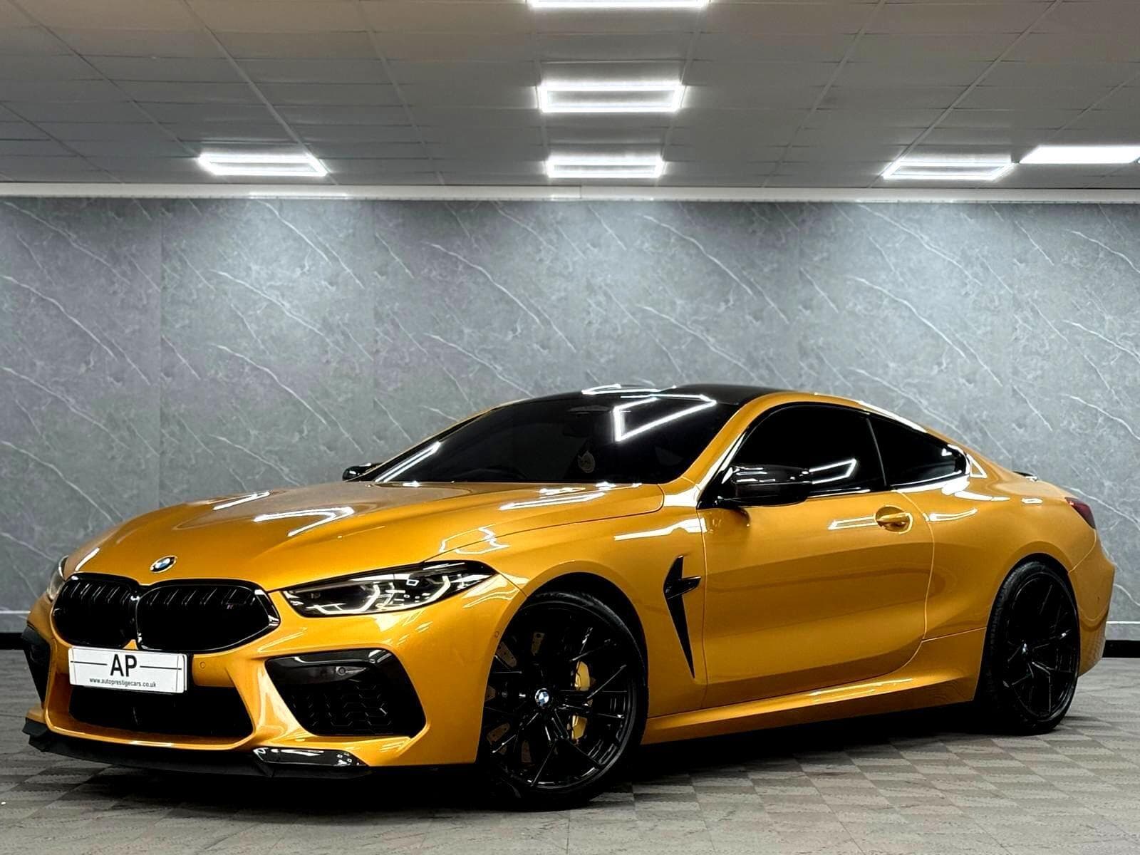 2022 BMW M8 - Thumbnail 11