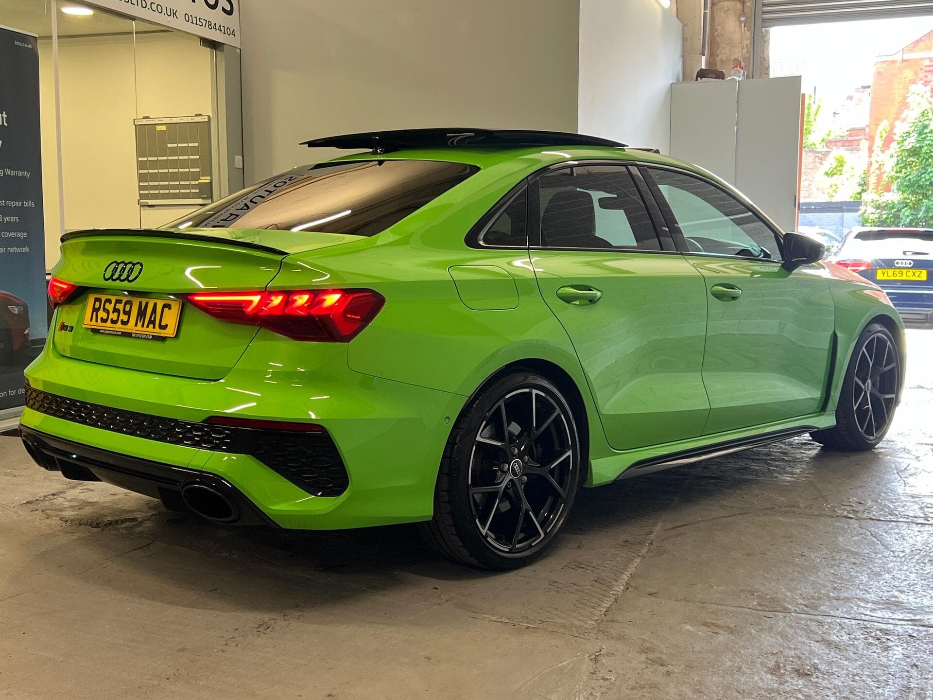 2022 Audi RS3 - Thumbnail 9