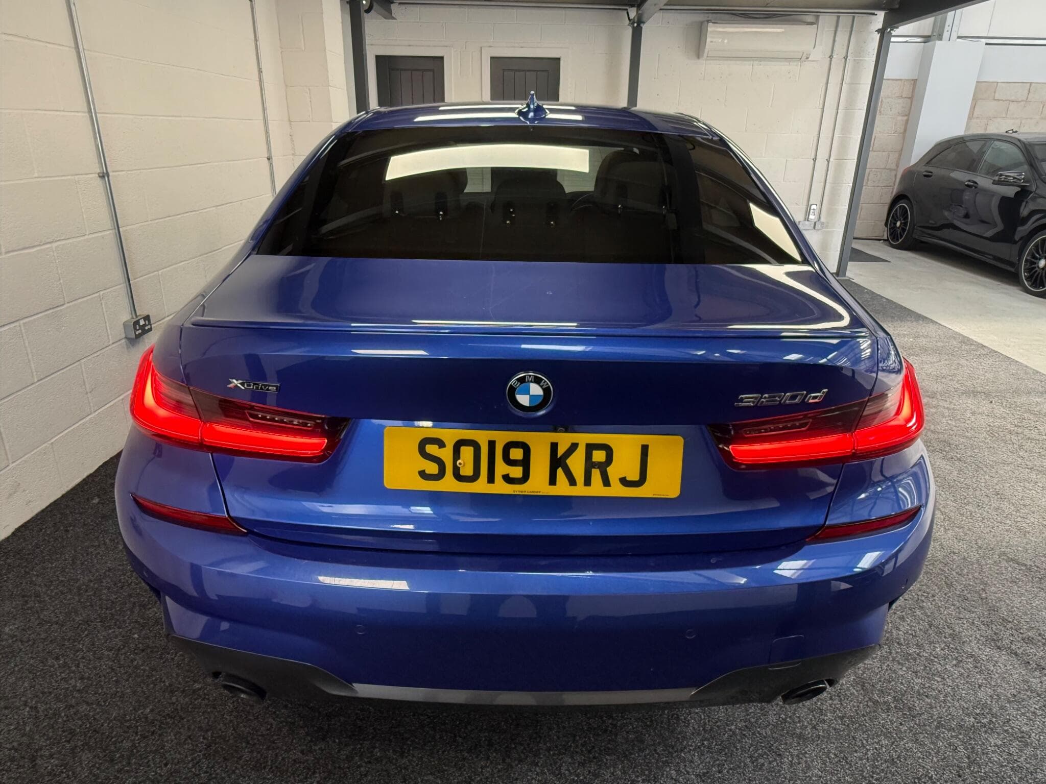 2019 BMW 3 Series - Thumbnail 9