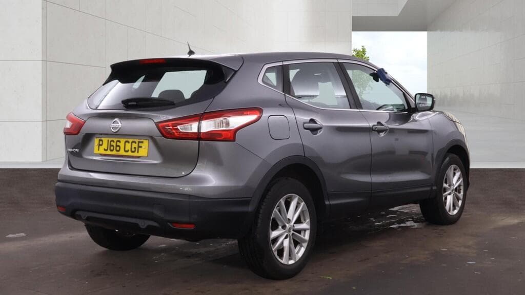 2016 Nissan Qashqai - Thumbnail 6