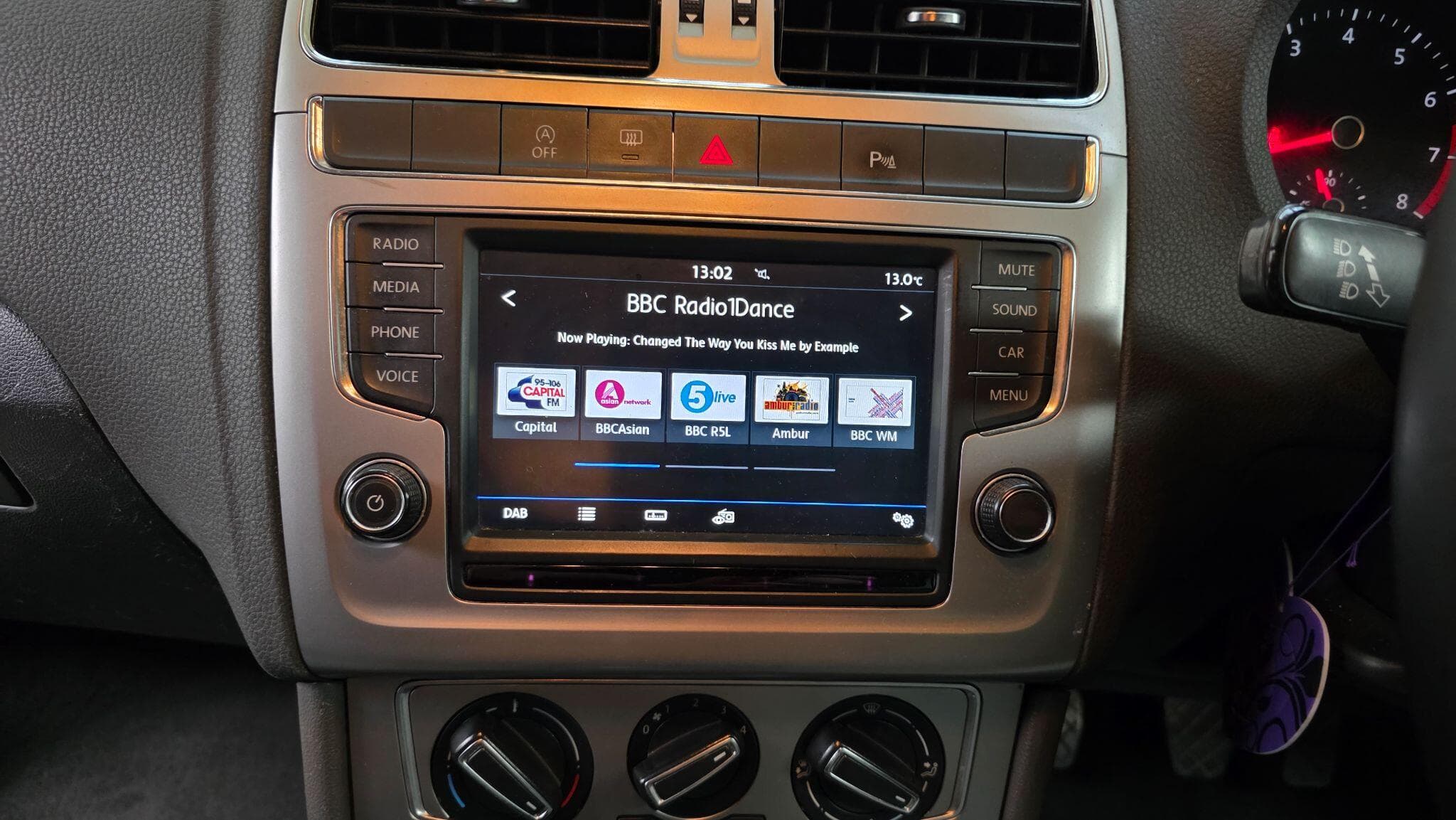 2016 Volkswagen Polo - Thumbnail 20