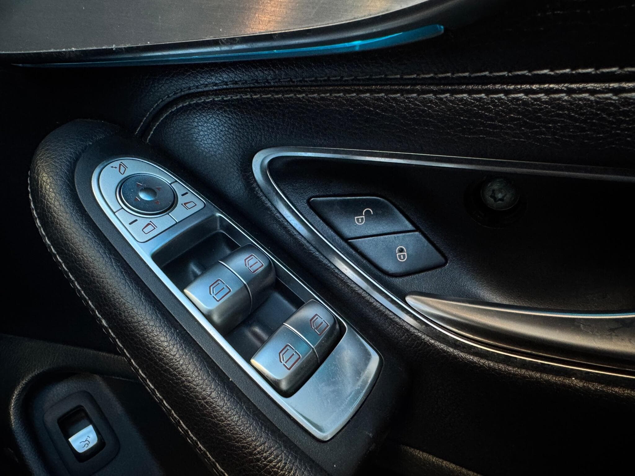 2018 Mercedes-Benz C Class - Thumbnail 27