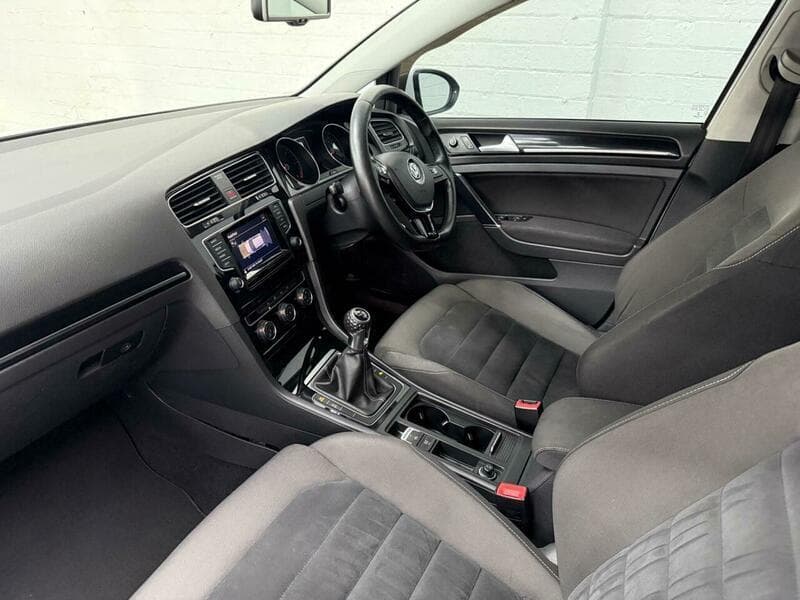 2014 Volkswagen Golf - Thumbnail 10