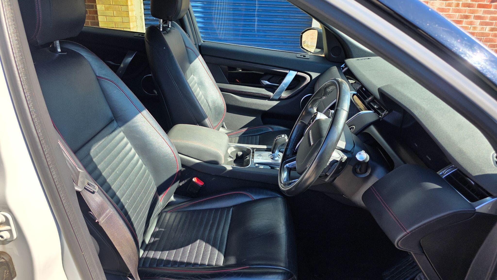 2020 Land Rover Discovery Sport - Thumbnail 13