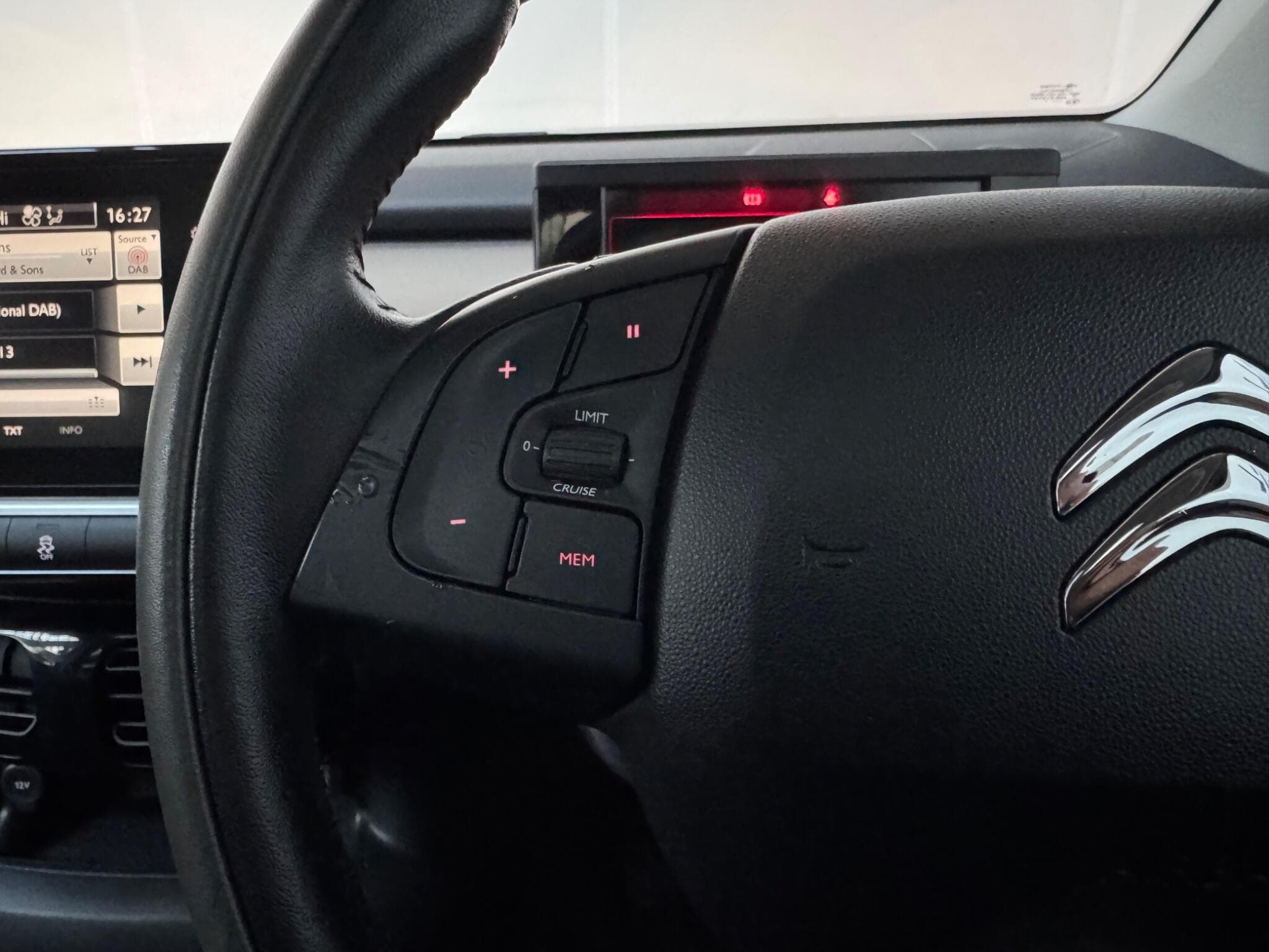 2016 Citroen C4 Cactus - Thumbnail 22