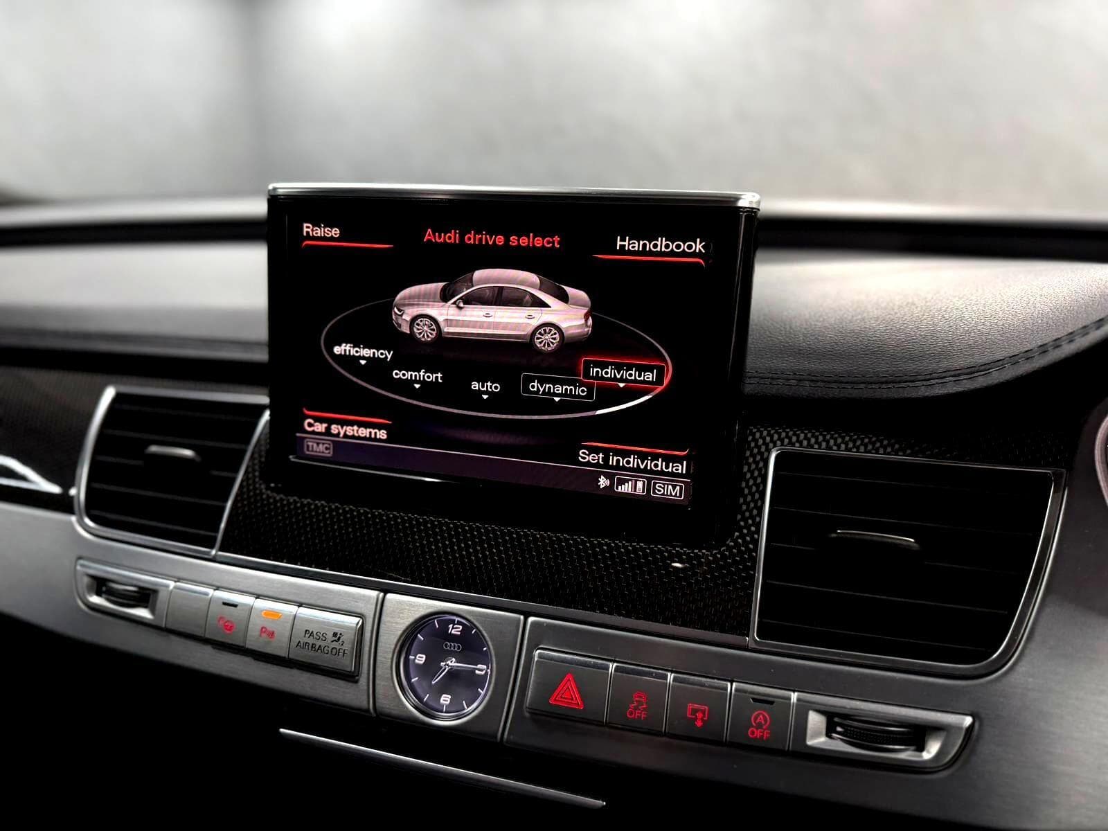 2015 Audi S8 - Thumbnail 50