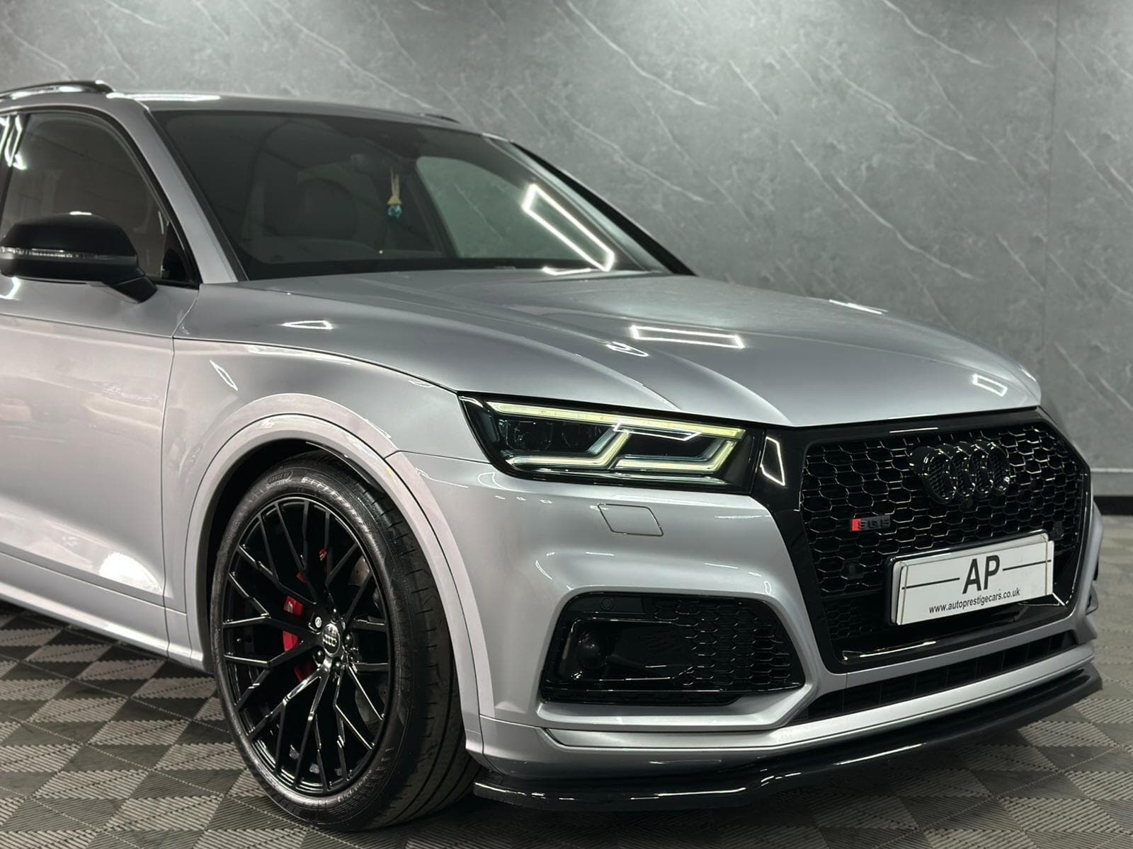 2017 Audi SQ5 - Thumbnail 36