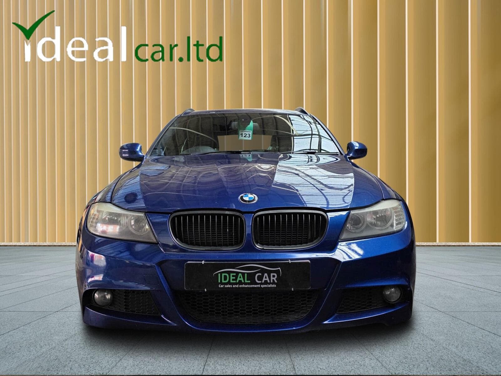 2012 BMW 3 Series - Image 3