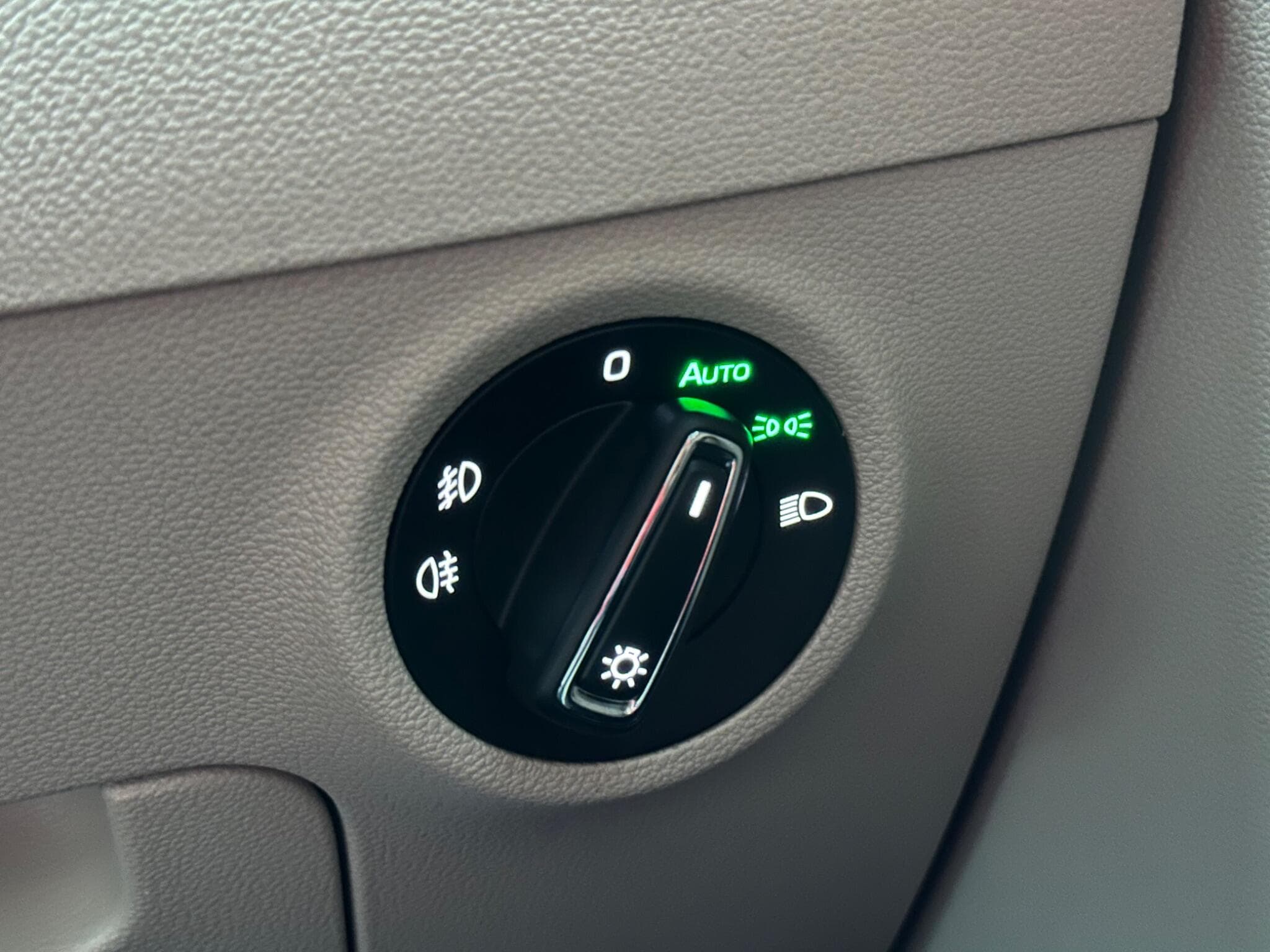 2018 Skoda Karoq - Thumbnail 26