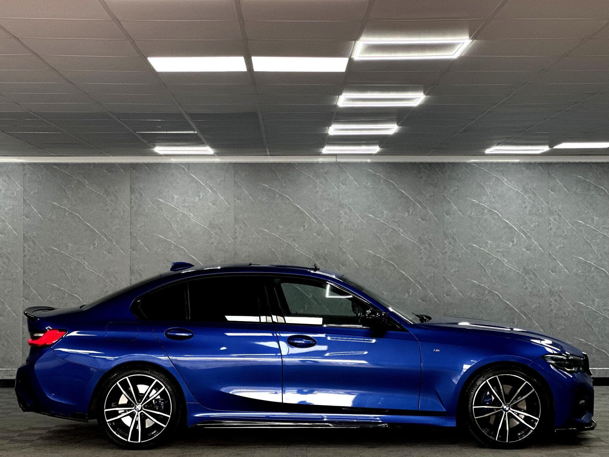 2019 BMW 3 Series - Thumbnail 23
