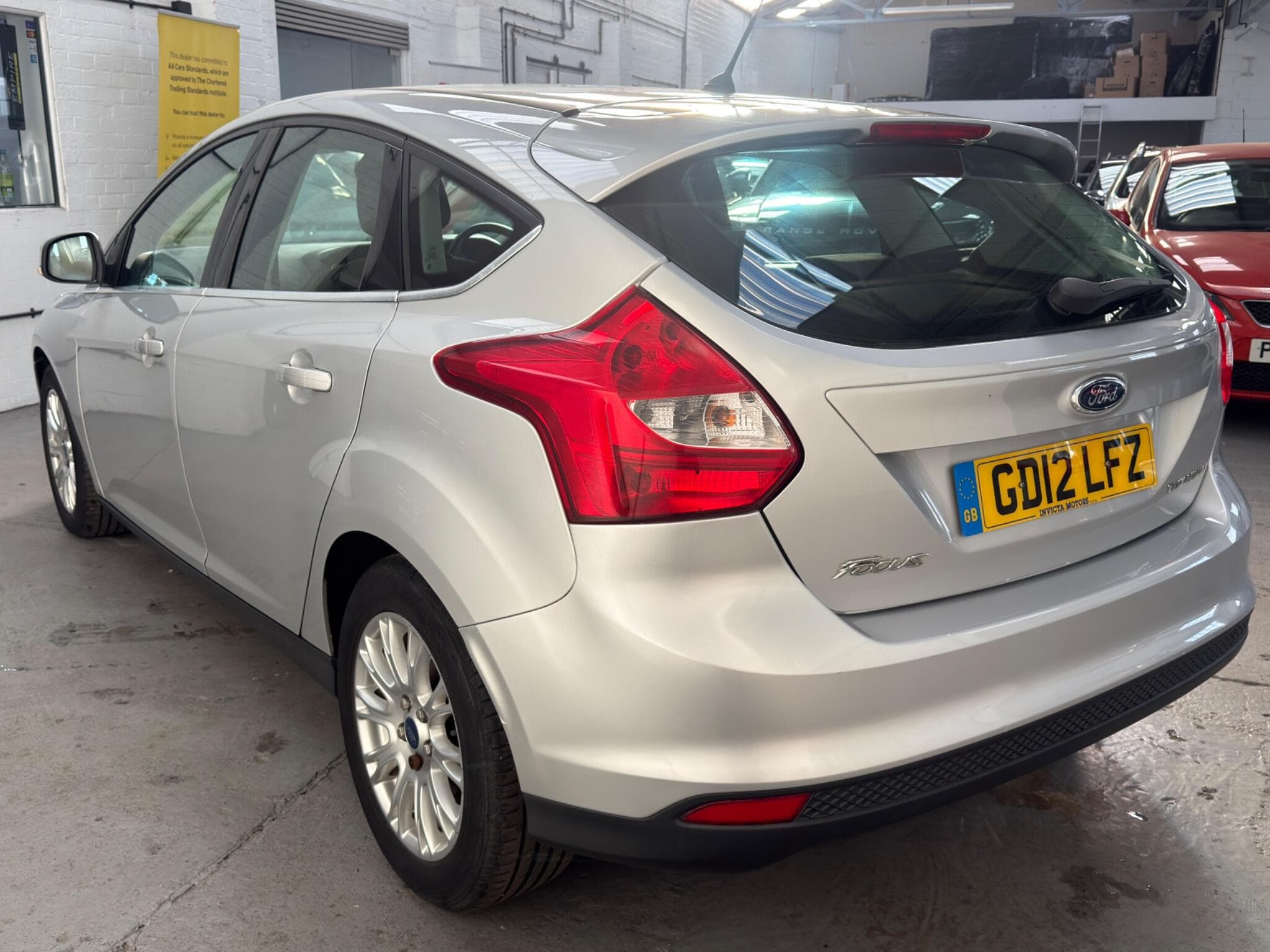 2012 Ford Focus - Thumbnail 8