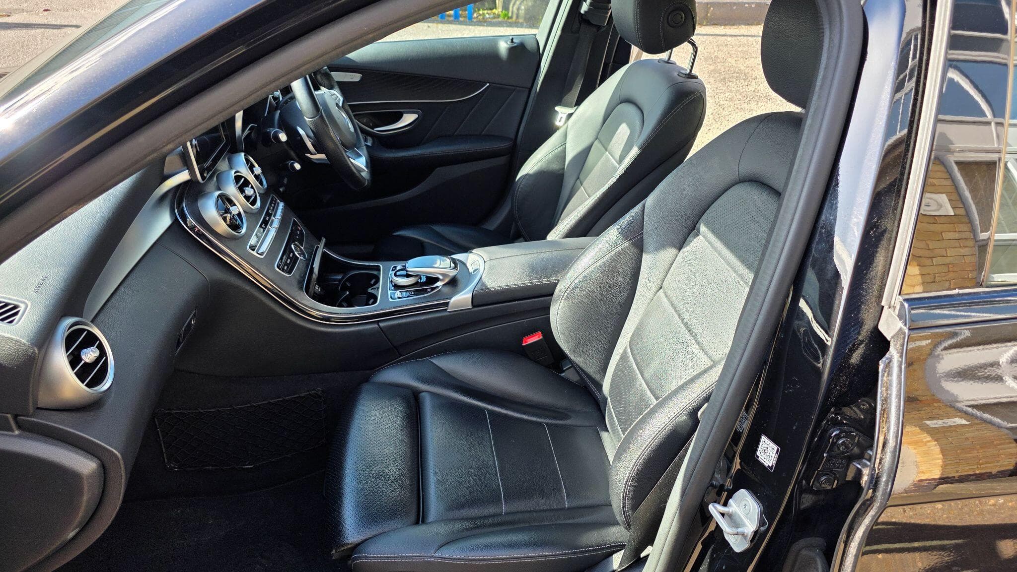 2016 Mercedes-Benz C Class - Thumbnail 17