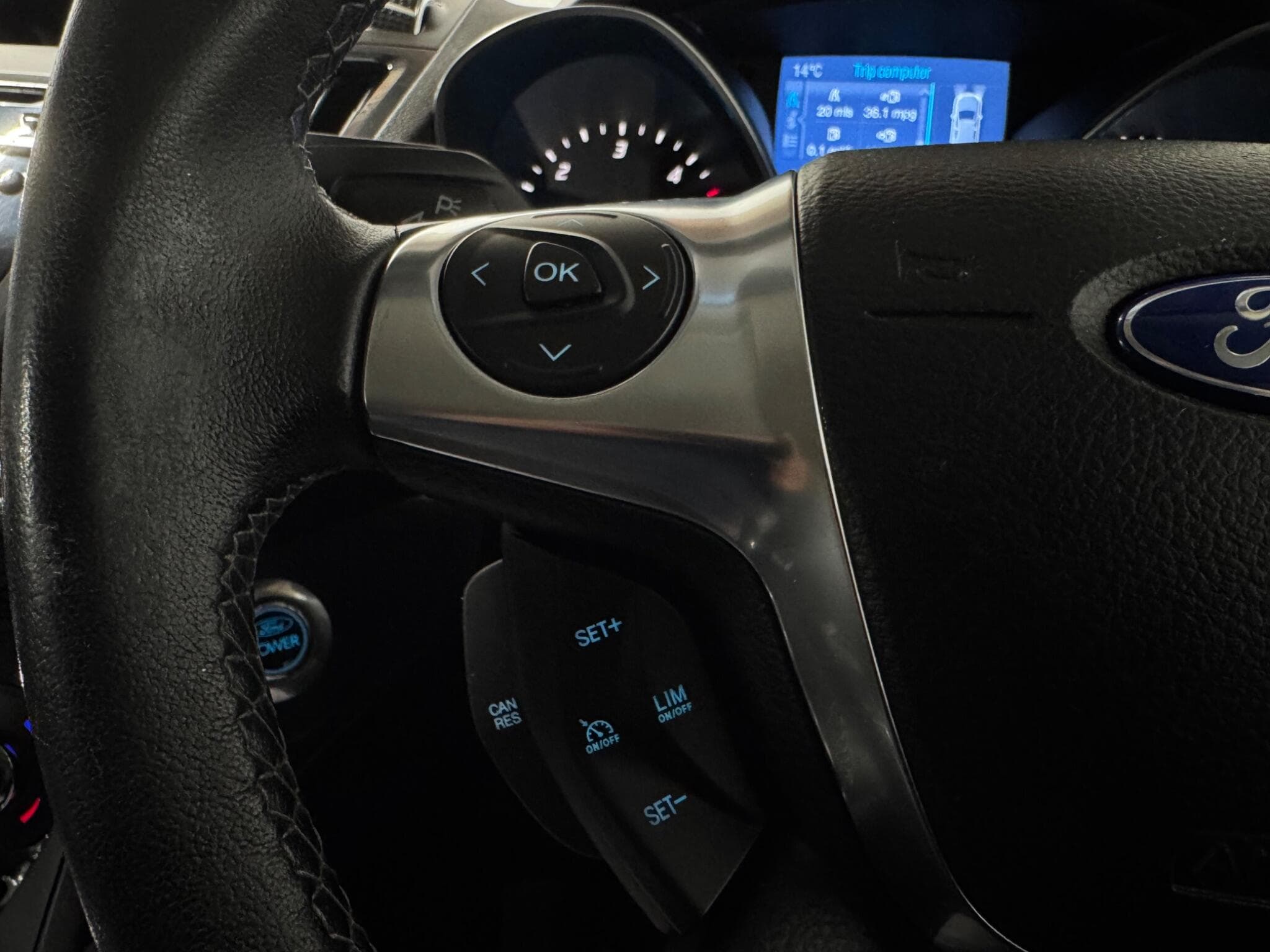 2013 Ford Kuga - Thumbnail 23