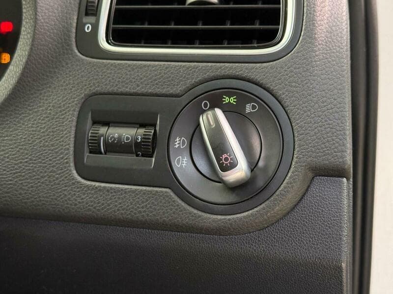 2014 Volkswagen Polo - Thumbnail 18