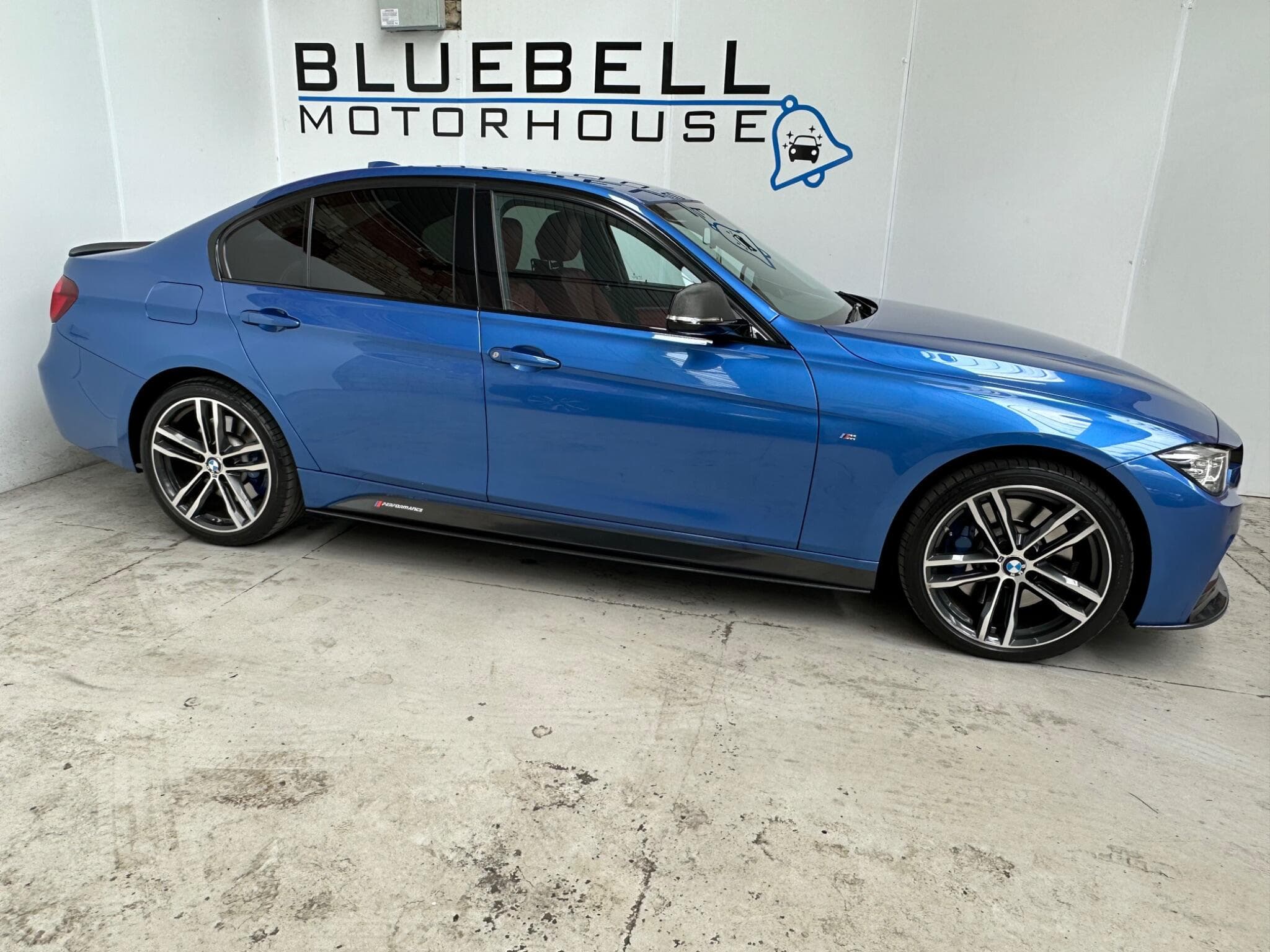 2017 BMW 3 Series - Thumbnail 9