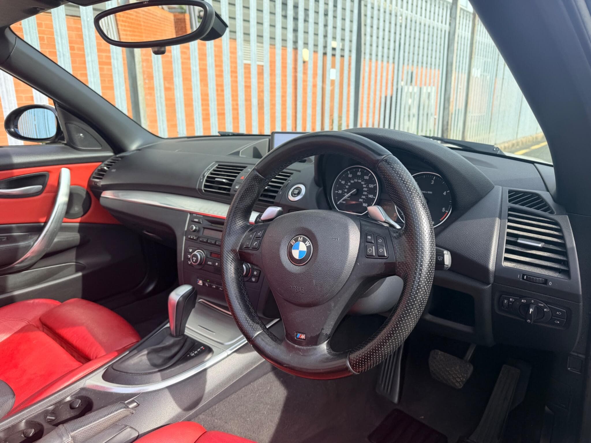 2009 BMW 1 Series - Thumbnail 5