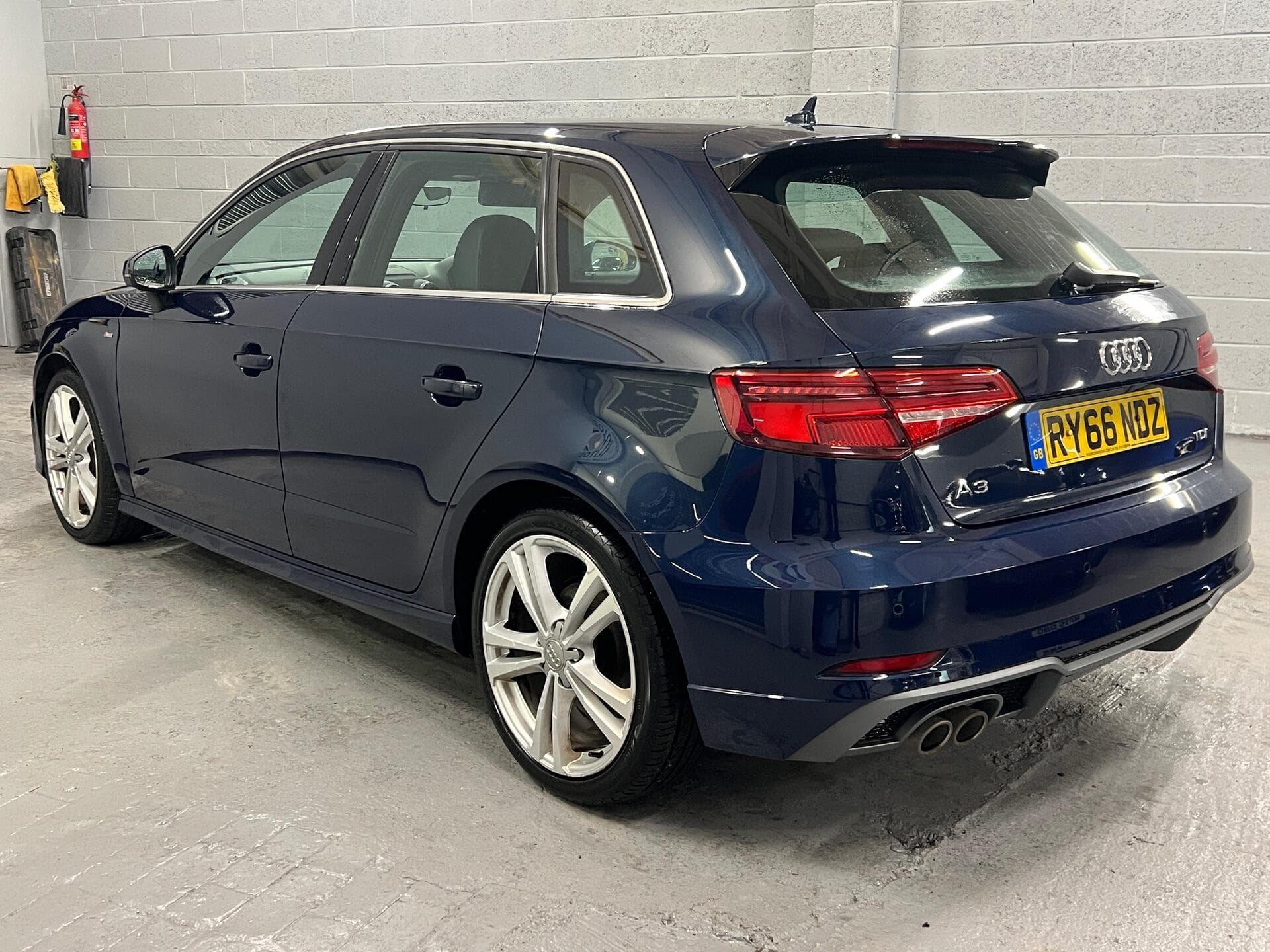 2017 Audi A3 - Thumbnail 14