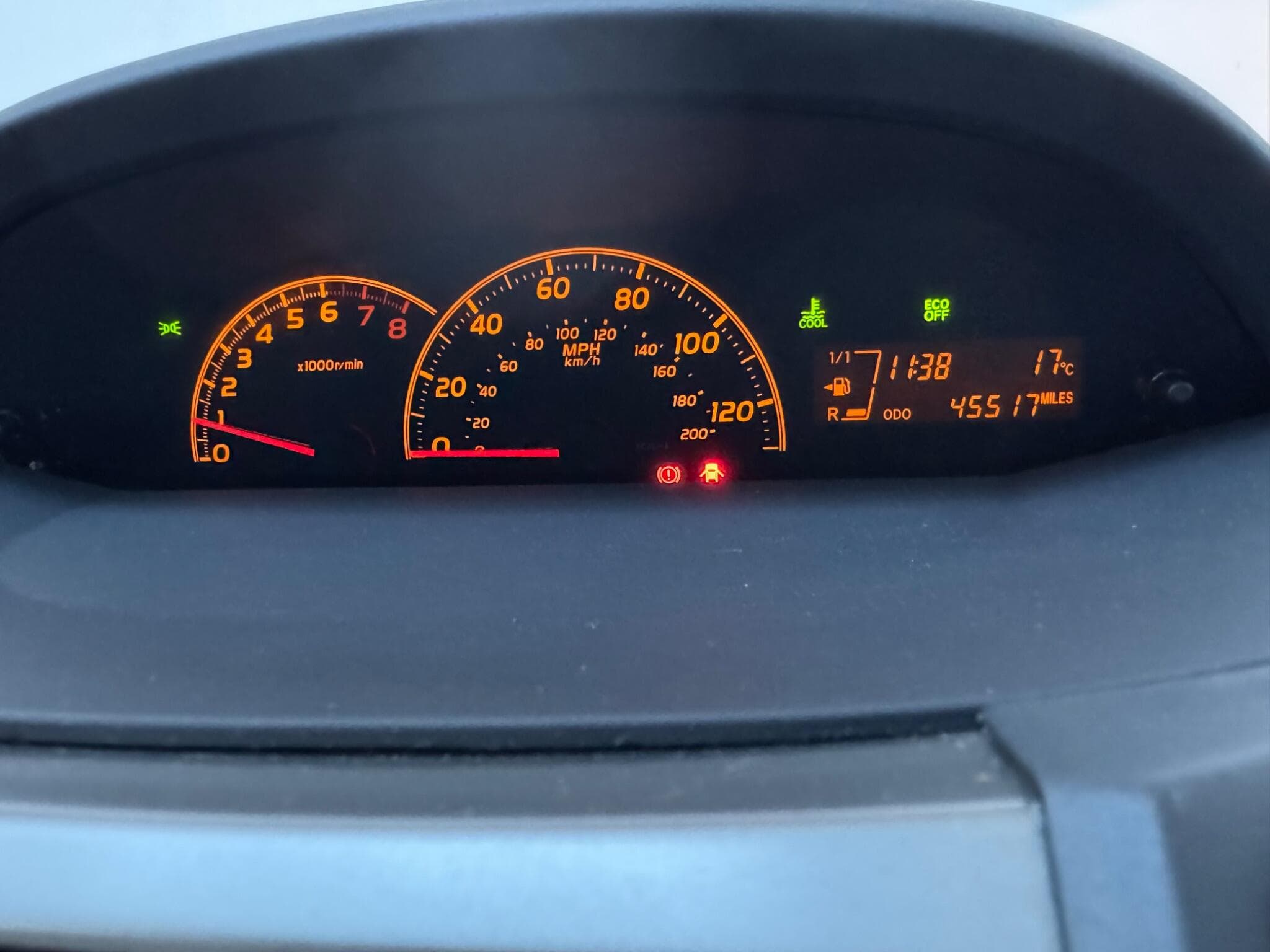 2010 Toyota Yaris - Thumbnail 12