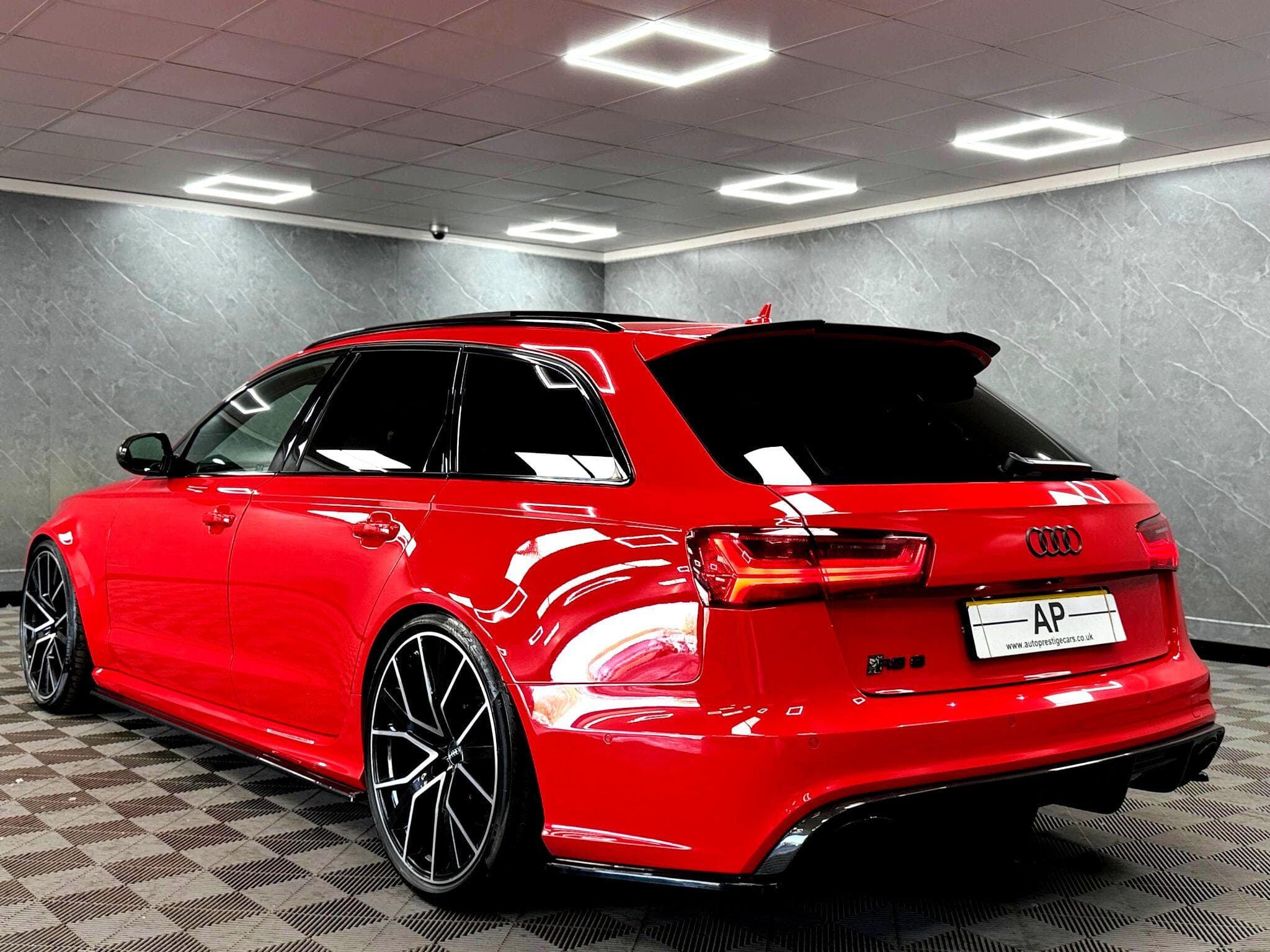 2017 Audi RS6 Avant - Thumbnail 15