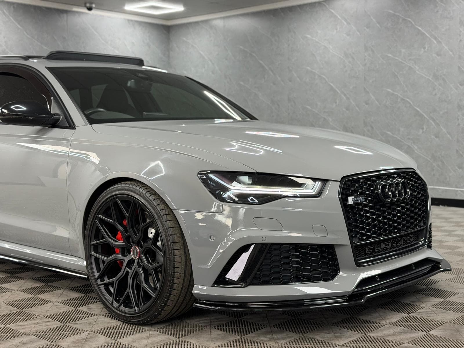 2016 Audi RS6 Avant - Thumbnail 52