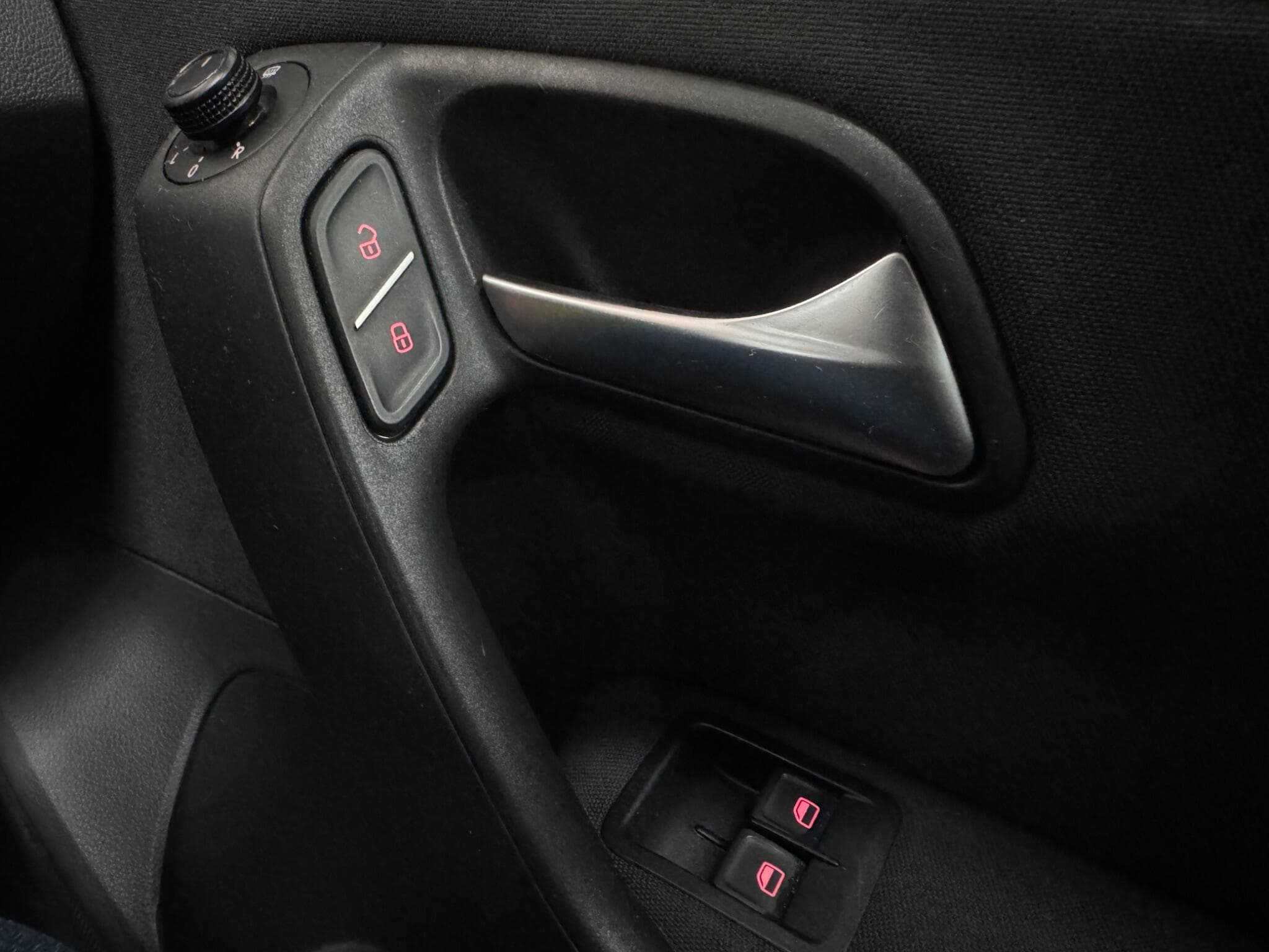 2014 Volkswagen Polo - Thumbnail 20