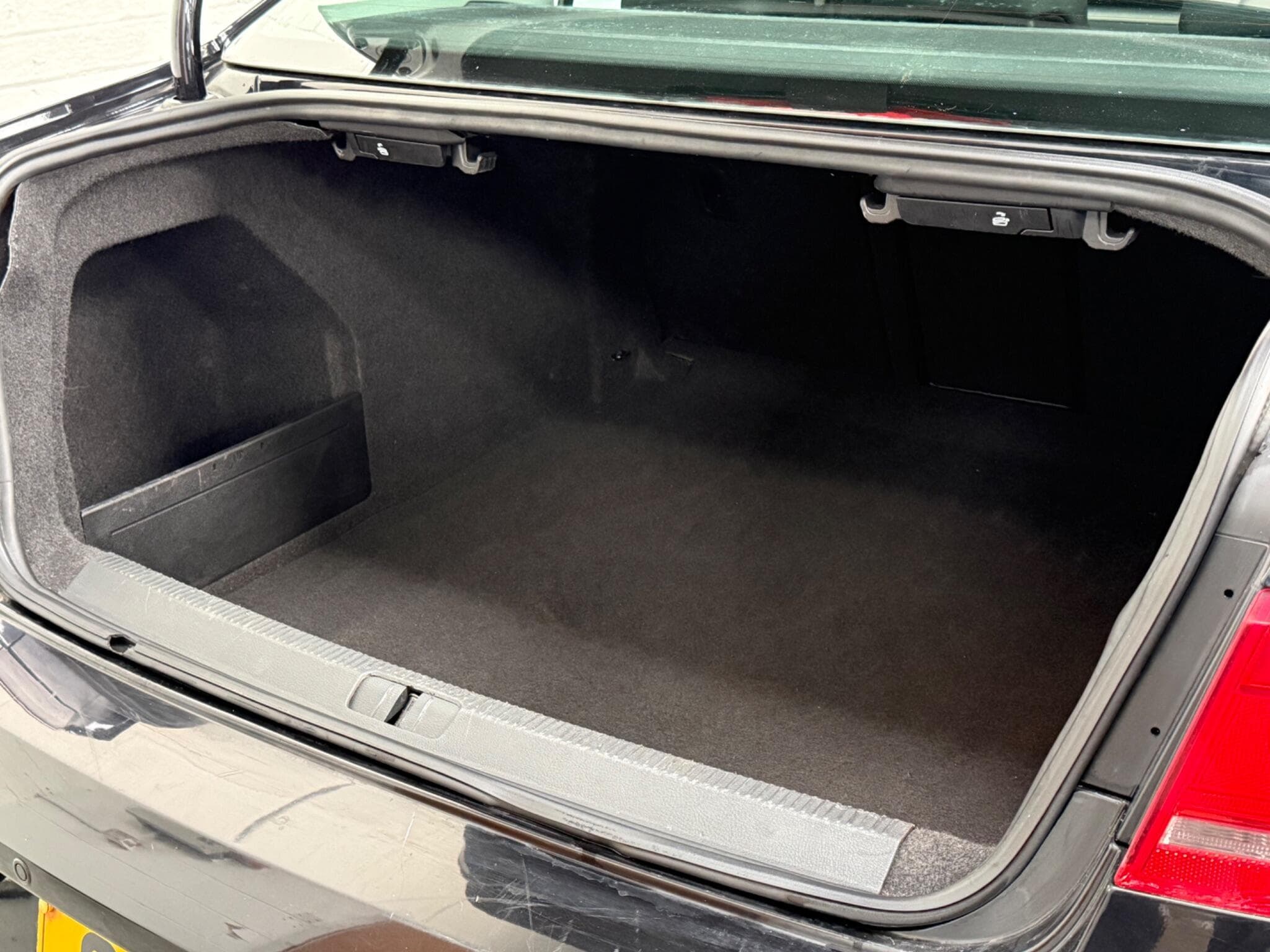 2012 Volkswagen Passat - Thumbnail 34