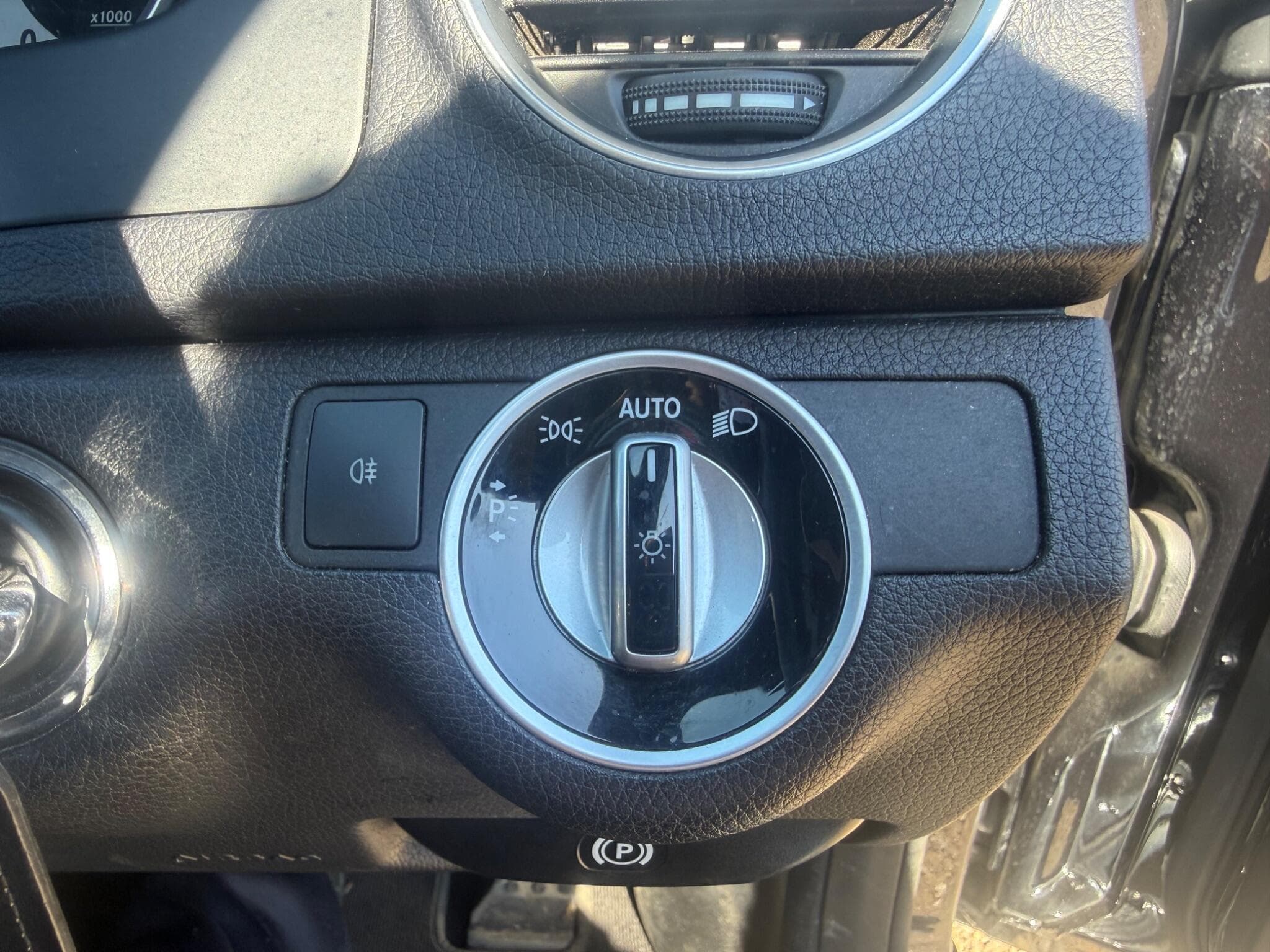 2011 Mercedes-Benz C Class - Thumbnail 15