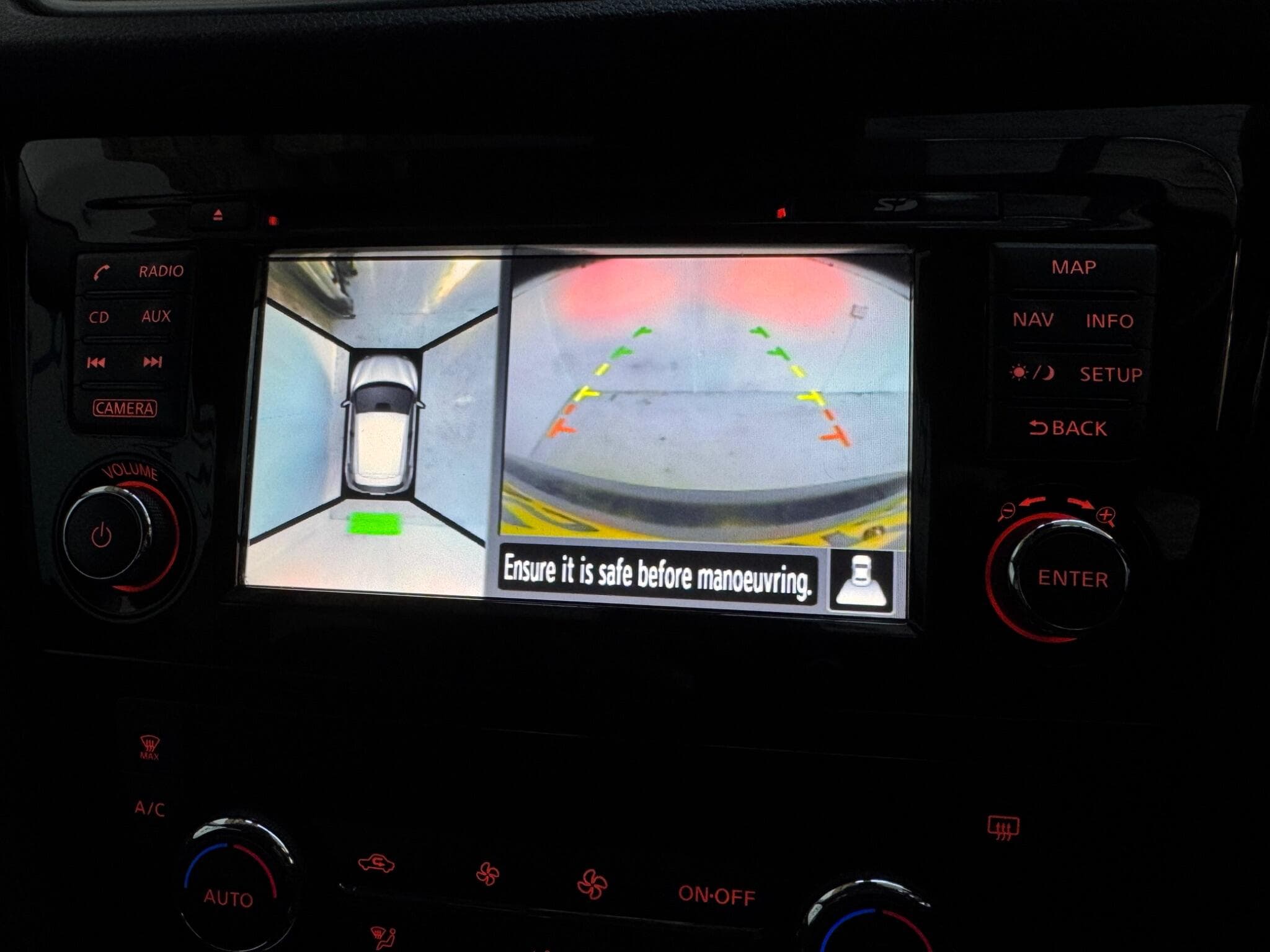 2016 Nissan Qashqai - Thumbnail 18