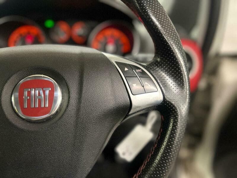 2010 Fiat Punto Evo - Thumbnail 27