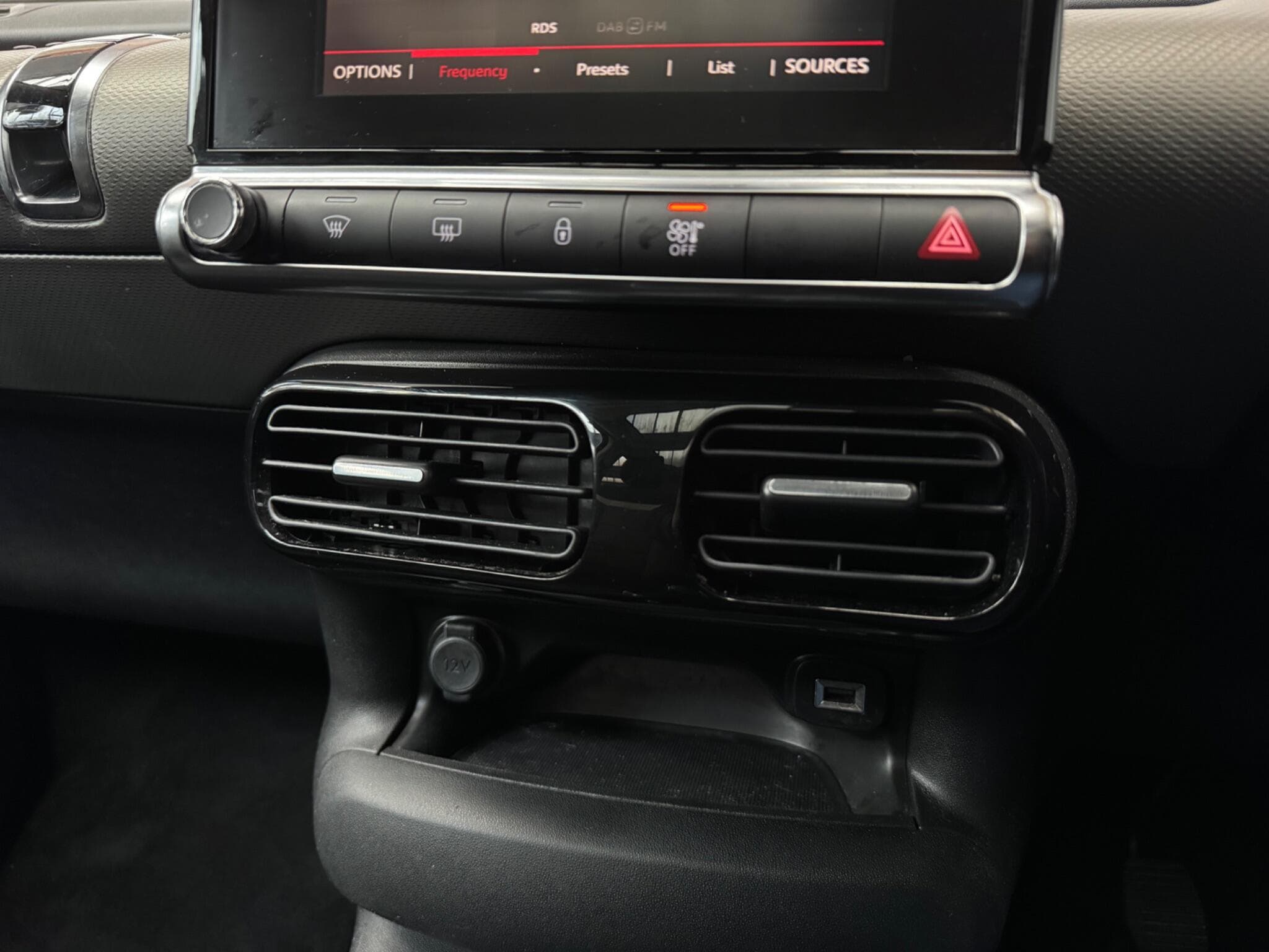 2018 Citroen C4 Cactus - Thumbnail 19