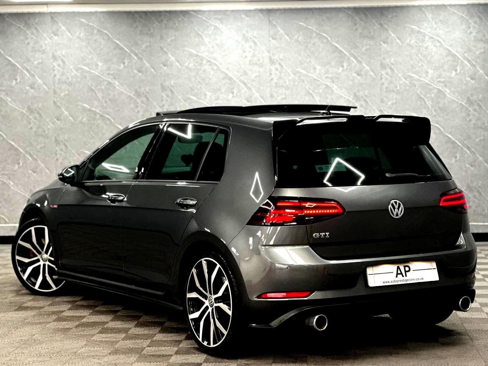 2018 Volkswagen Golf - Thumbnail 4