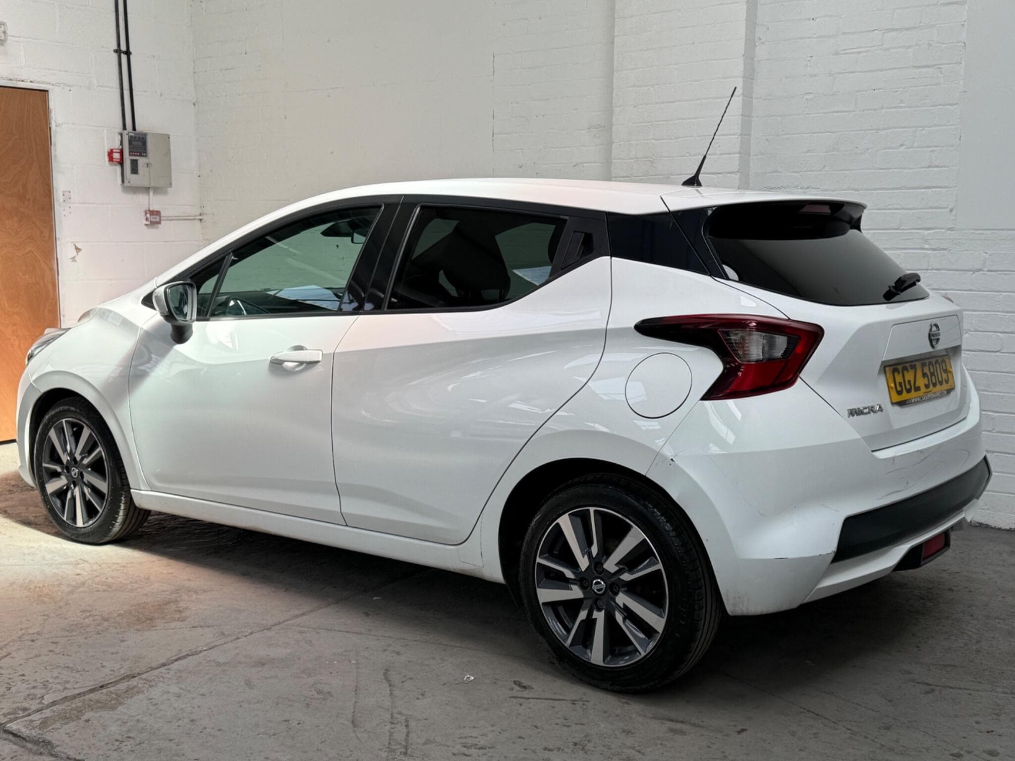 2017 Nissan Micra - Thumbnail 9