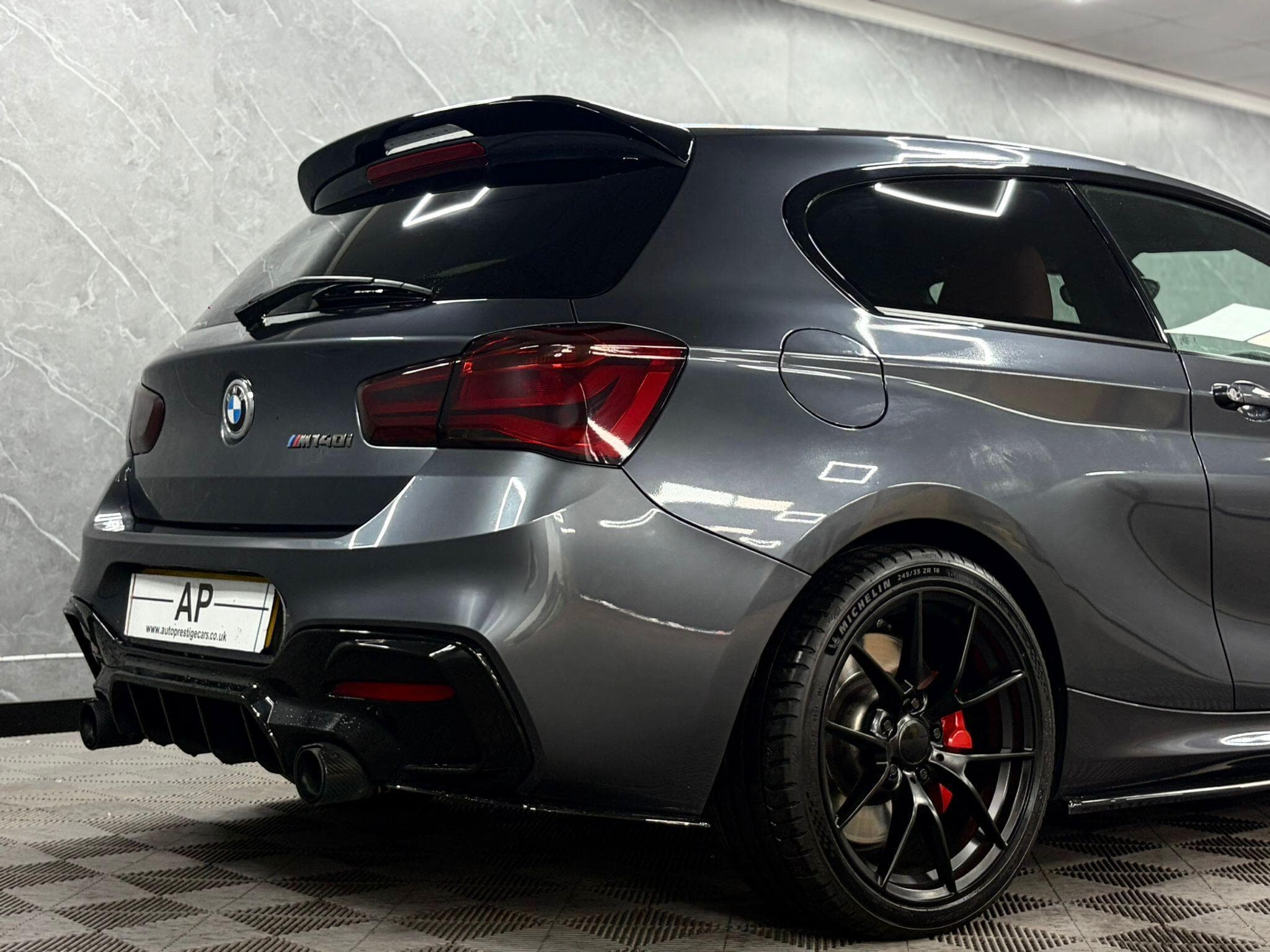 2016 BMW 1 Series - Thumbnail 39