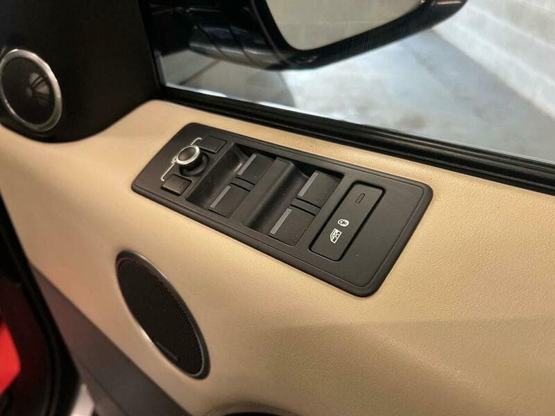 2016 Land Rover Range Rover Sport - Thumbnail 31