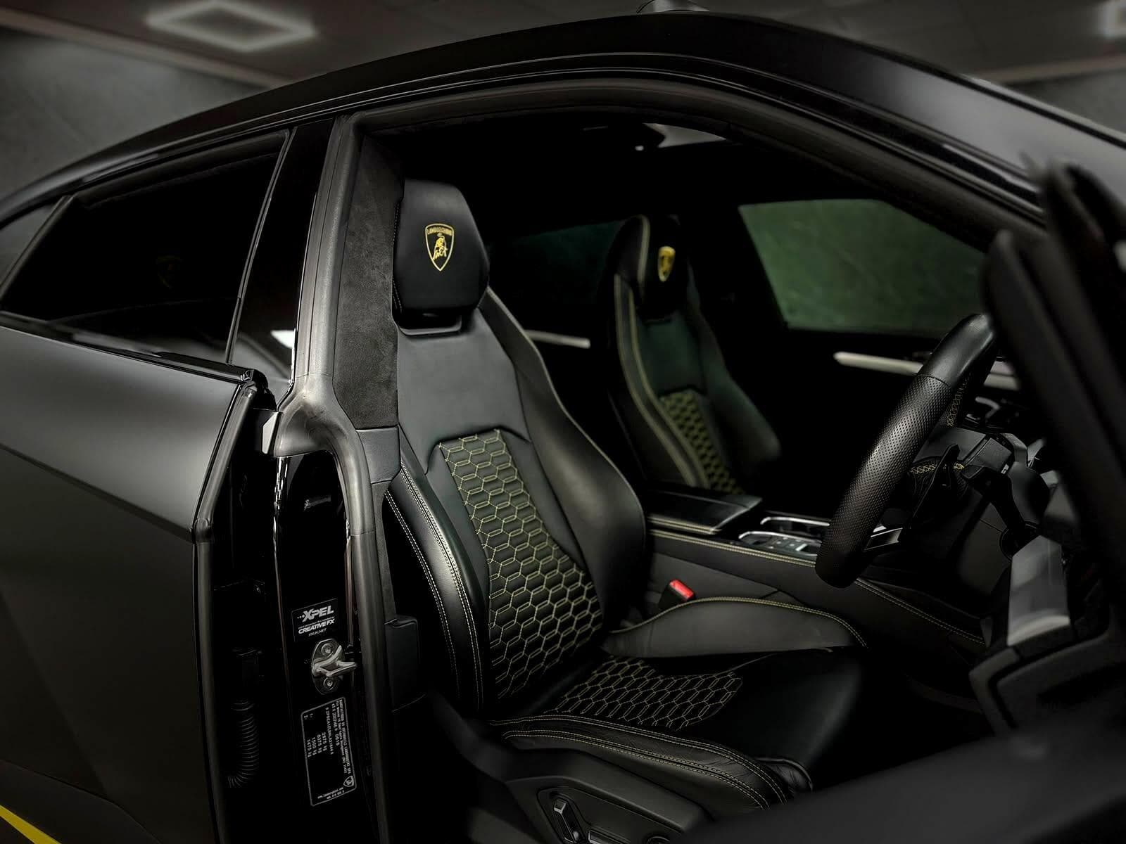2022 Lamborghini Urus - Thumbnail 45