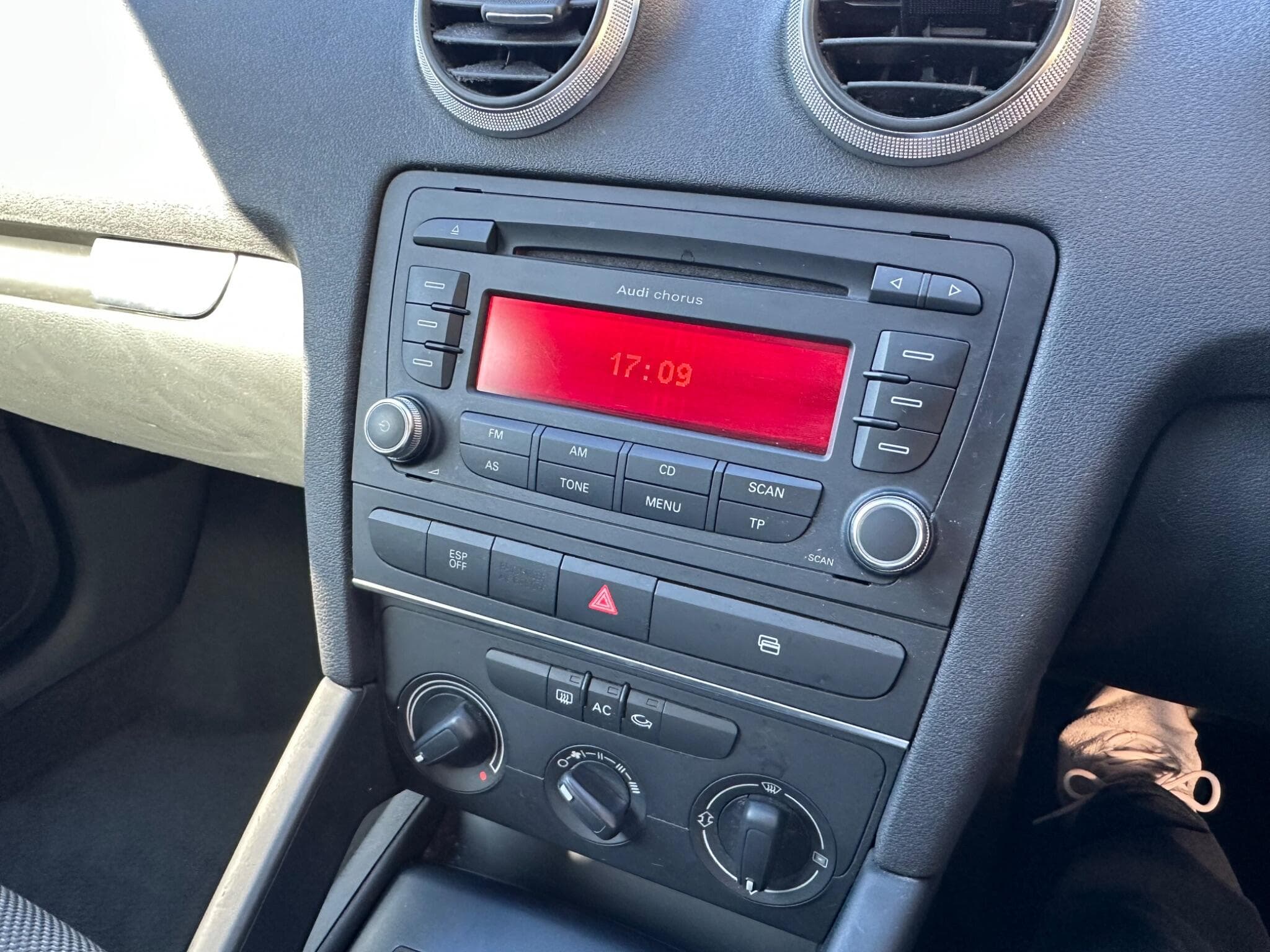 2010 Audi A3 - Thumbnail 10