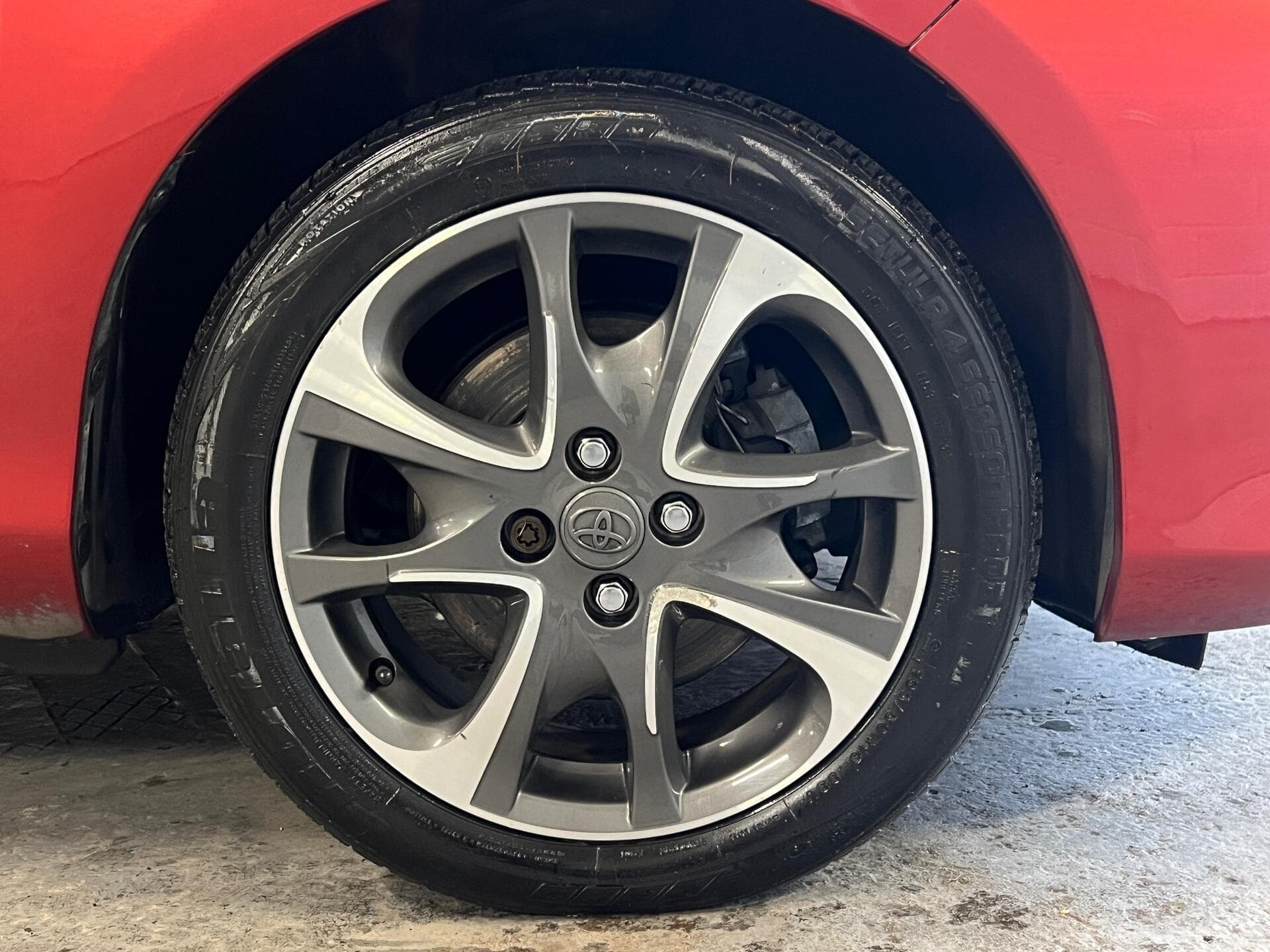 2014 Toyota Yaris - Thumbnail 19